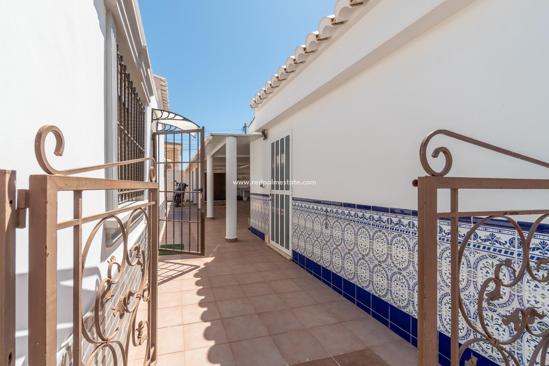 Revente - Villa -
Torrevieja - La Siesta - El Salado - Torreta
