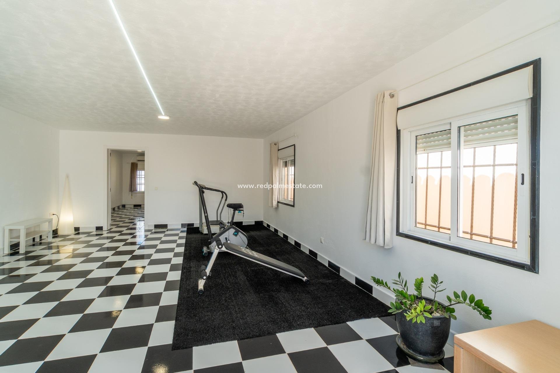 Revente - Villa -
Torrevieja - La Siesta - El Salado - Torreta