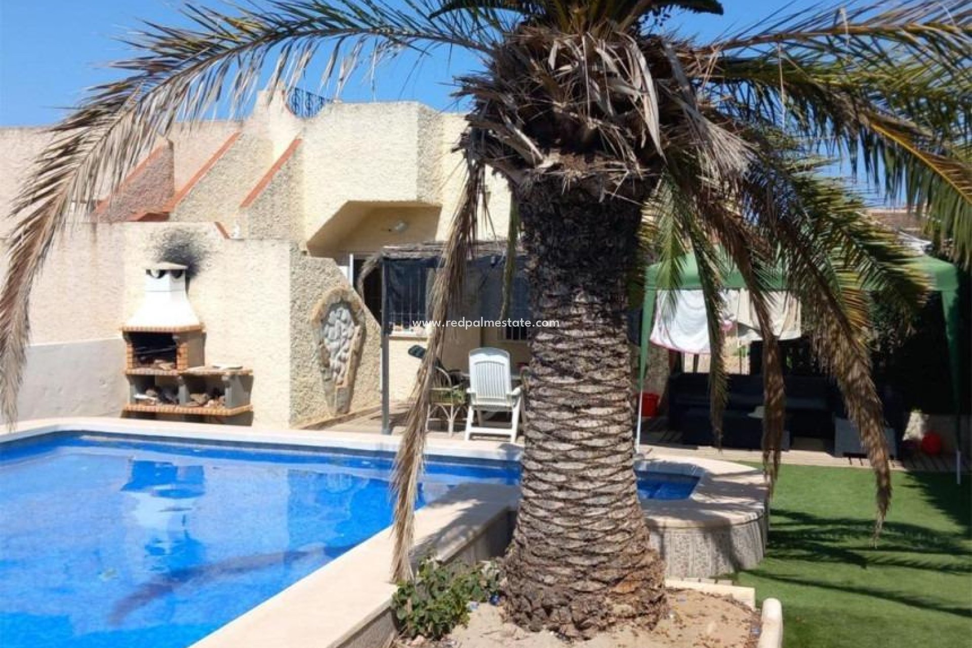 Revente - Villa -
Torrevieja - Los altos