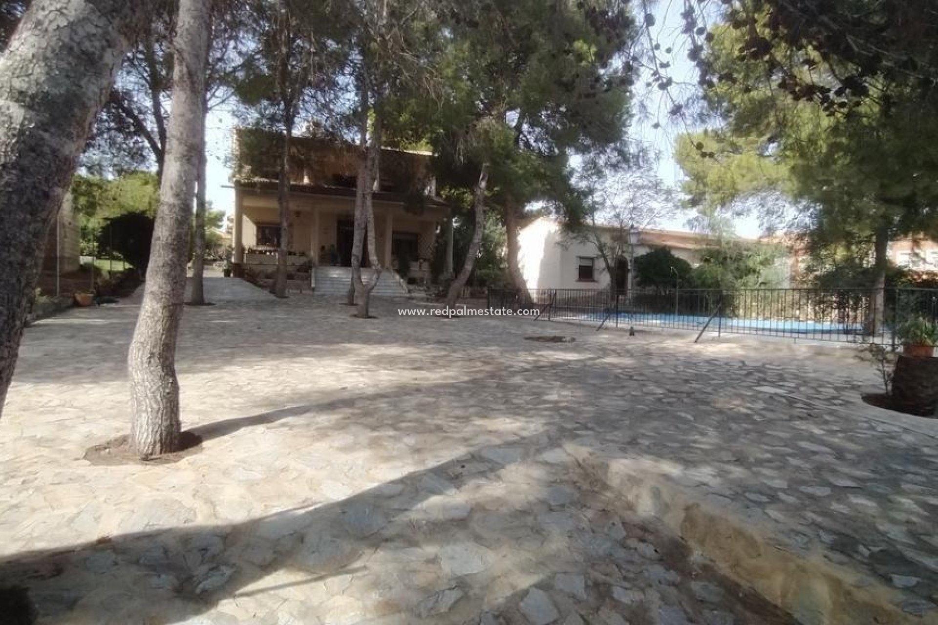 Revente - Villa -
Torrevieja - Los balcones
