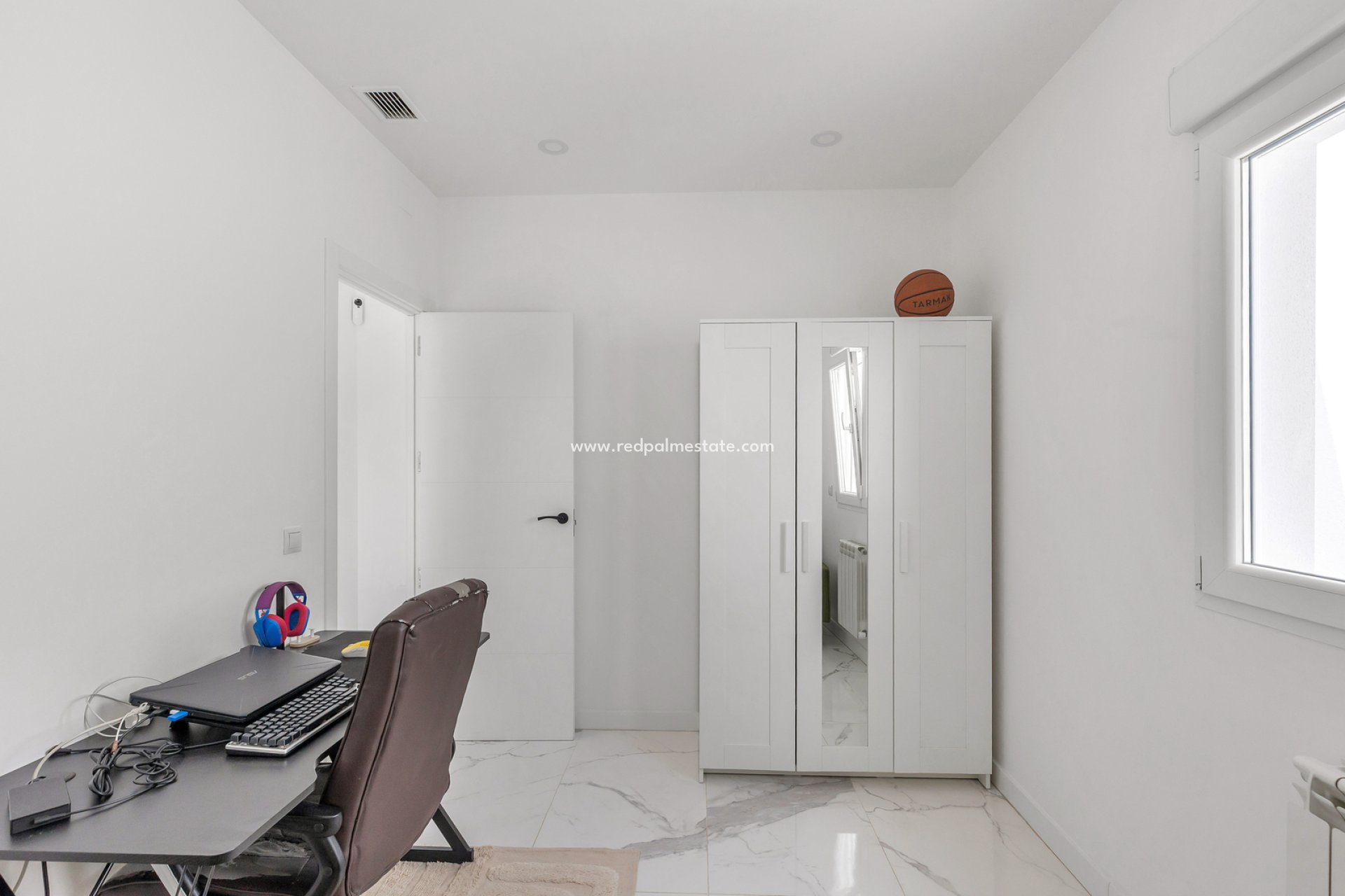Revente - Villa -
Torrevieja - Los balcones