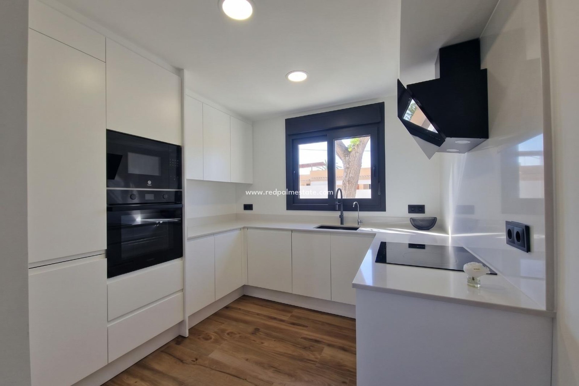 Revente - Villa -
Torrevieja - Los balcones