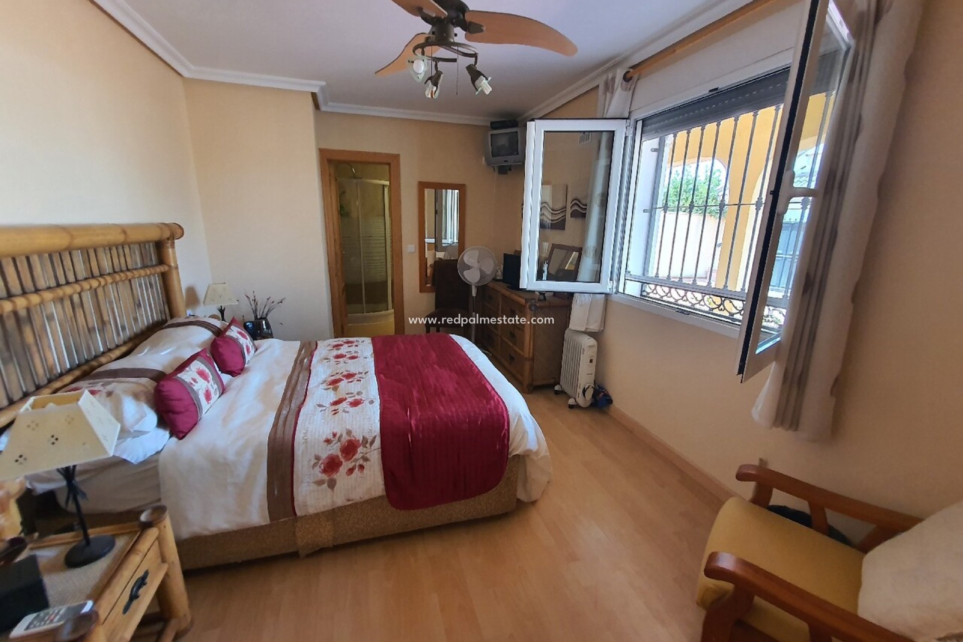 Revente - Villa -
Torrevieja - Los balcones