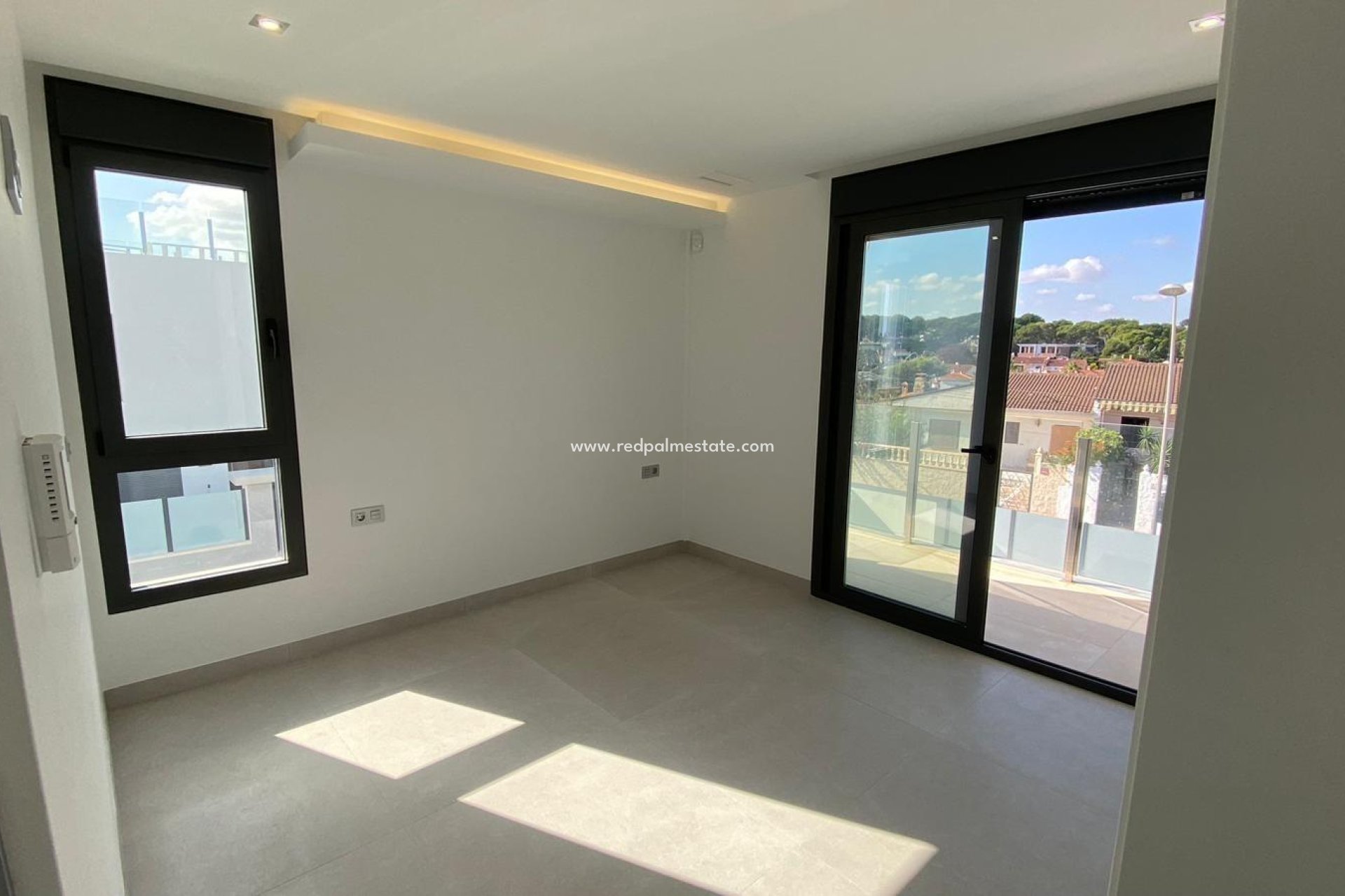 Revente - Villa -
Torrevieja - Los balcones