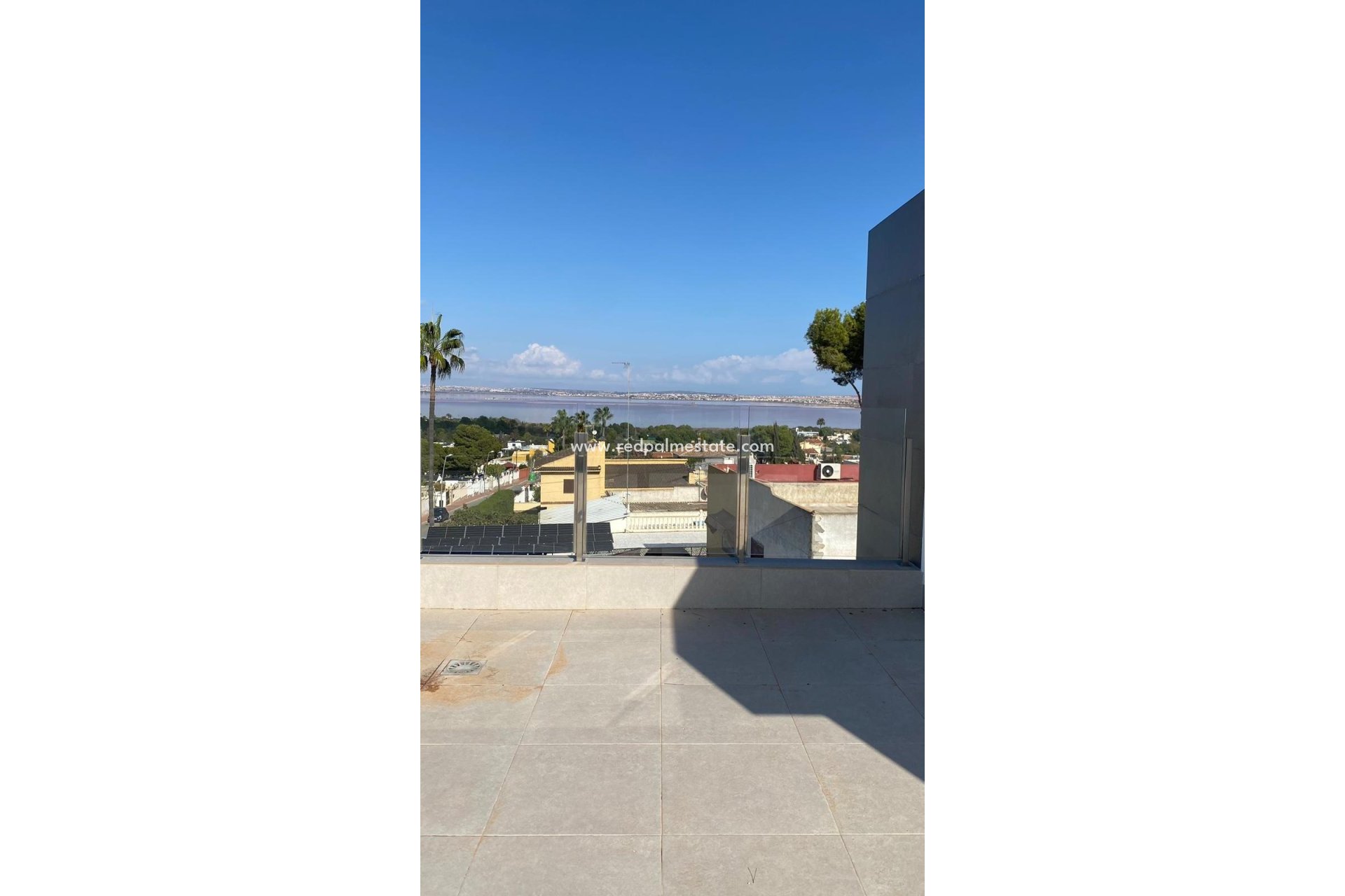 Revente - Villa -
Torrevieja - Los balcones