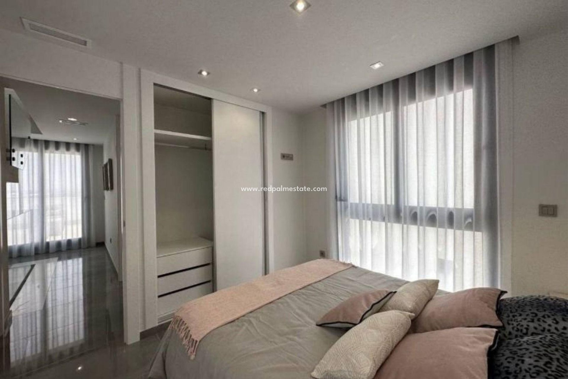 Revente - Villa -
Torrevieja - Los balcones