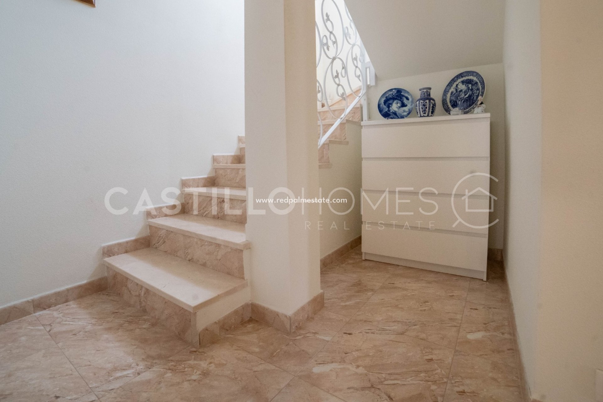 Revente - Villa -
Torrevieja - Los balcones