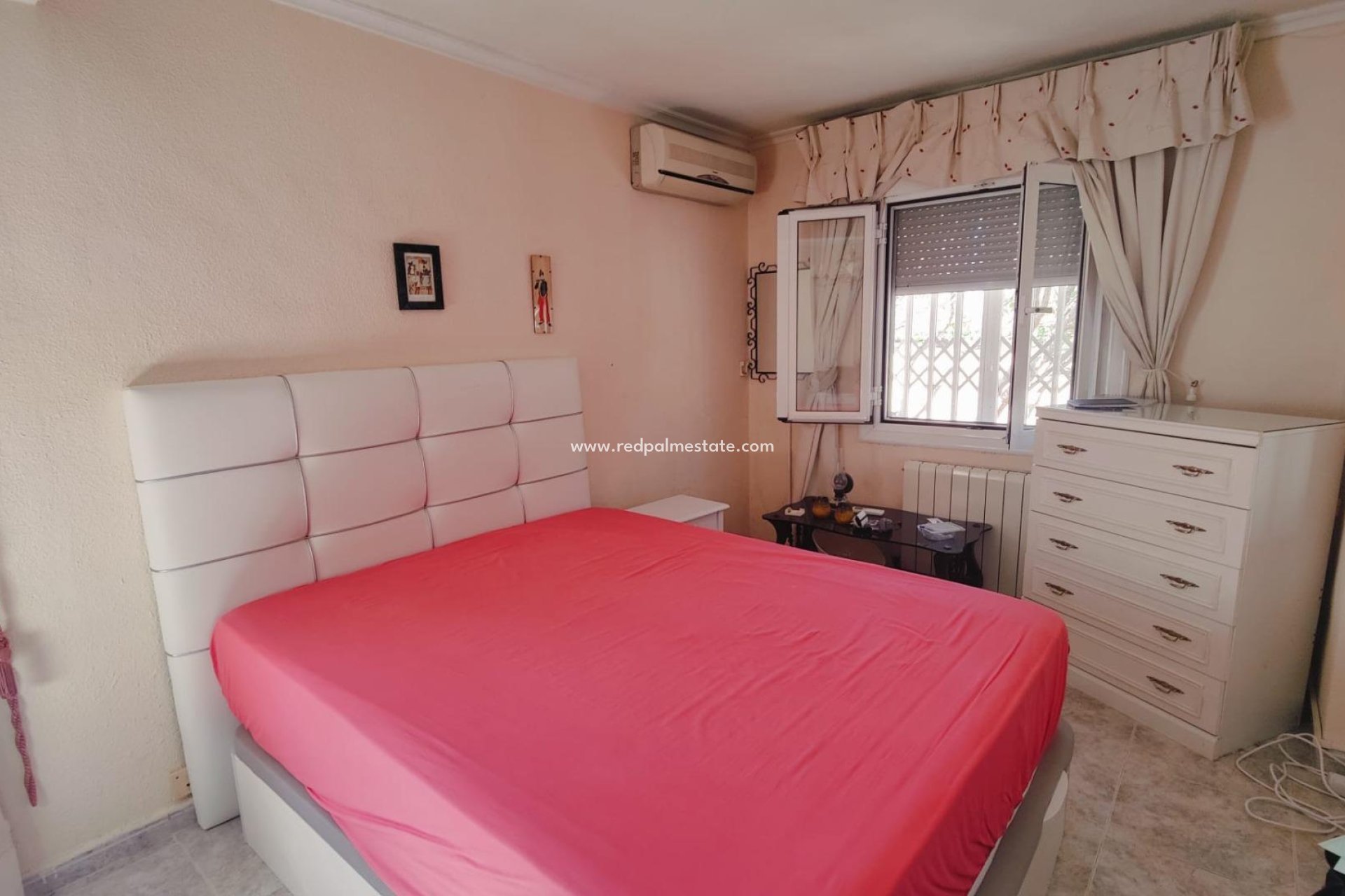 Revente - Villa -
Torrevieja - Los balcones