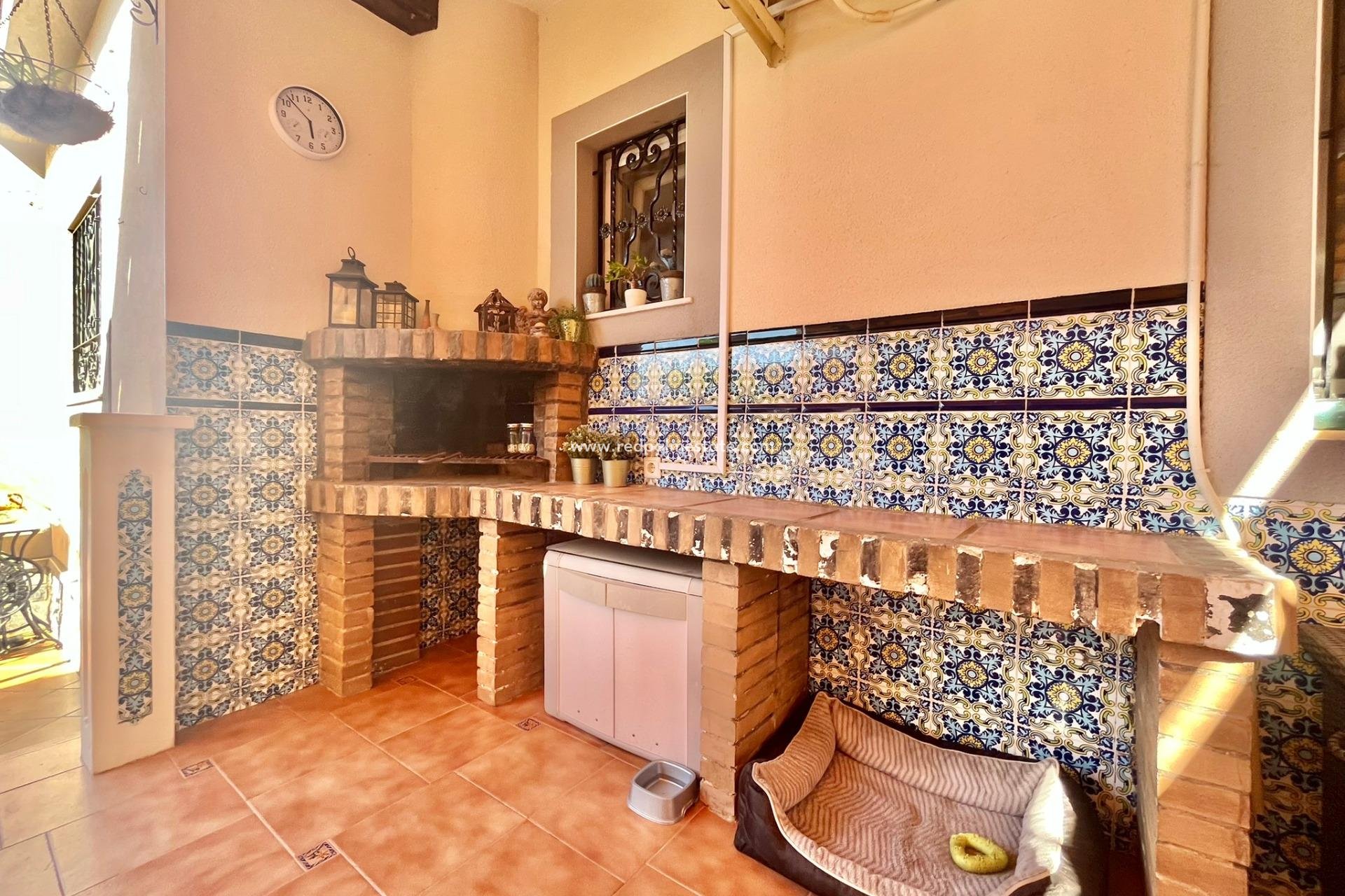 Revente - Villa -
Torrevieja - Los balcones