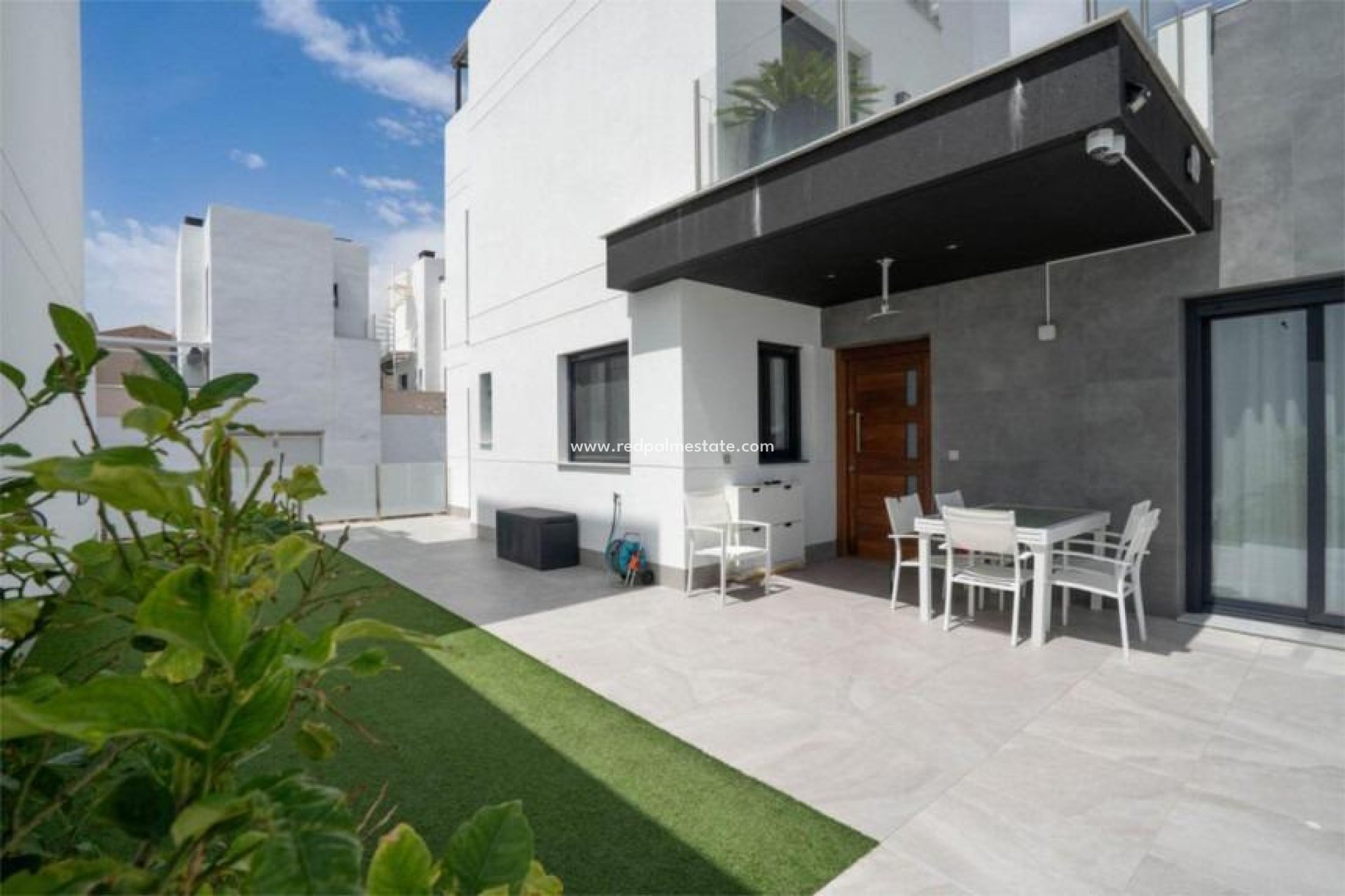 Revente - Villa -
Torrevieja - Los balcones