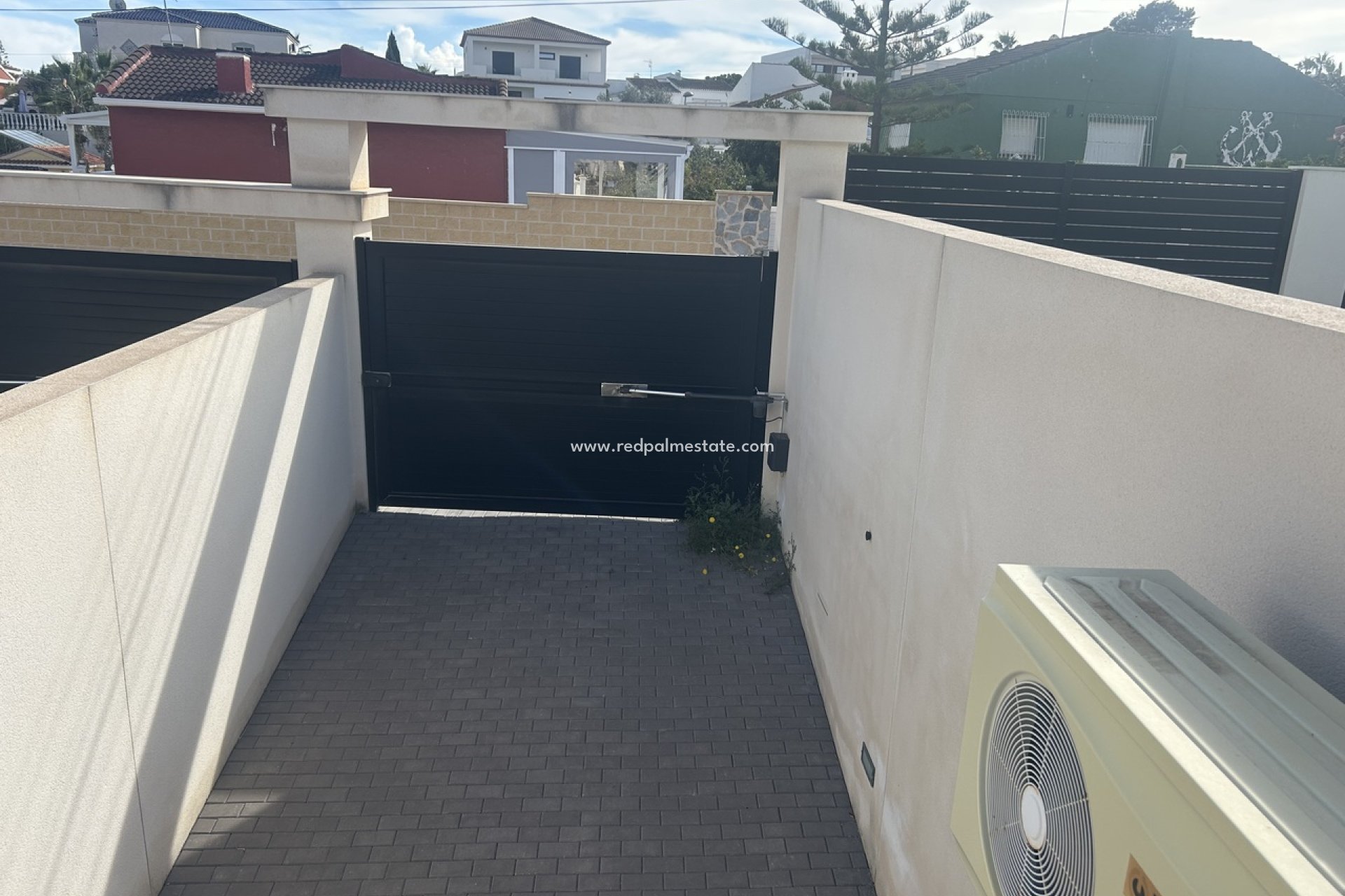 Revente - Villa -
Torrevieja - Los balcones