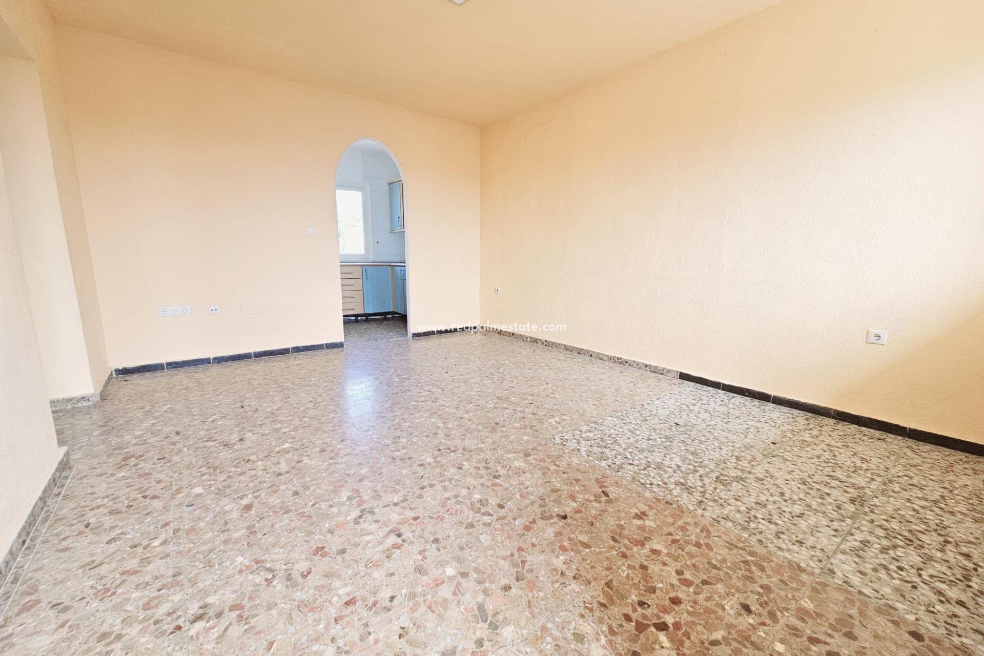 Revente - Villa -
Torrevieja - Los balcones