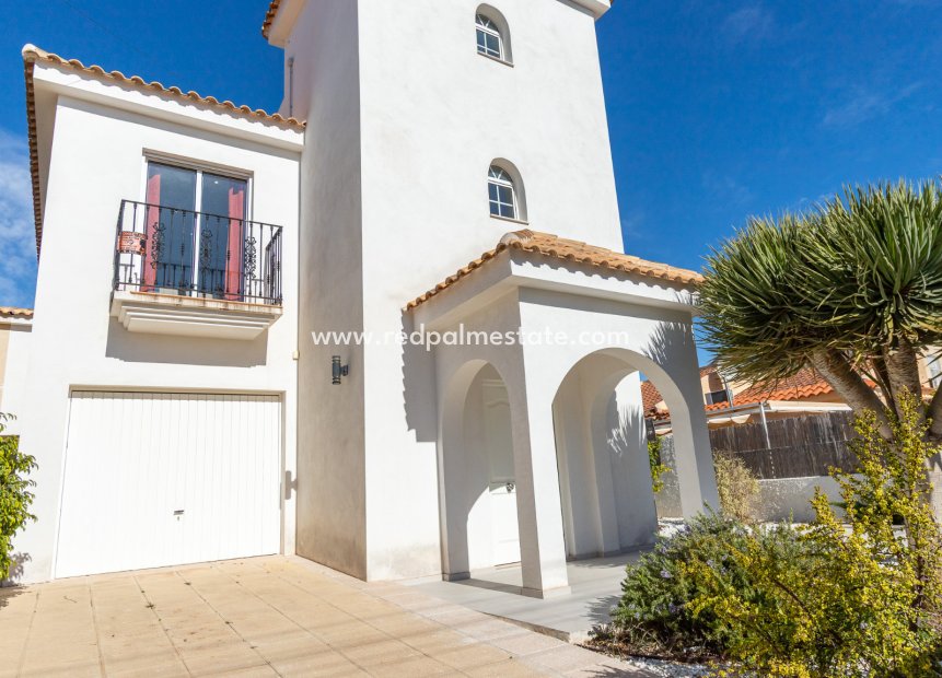 Revente - Villa -
Torrevieja - Los balcones