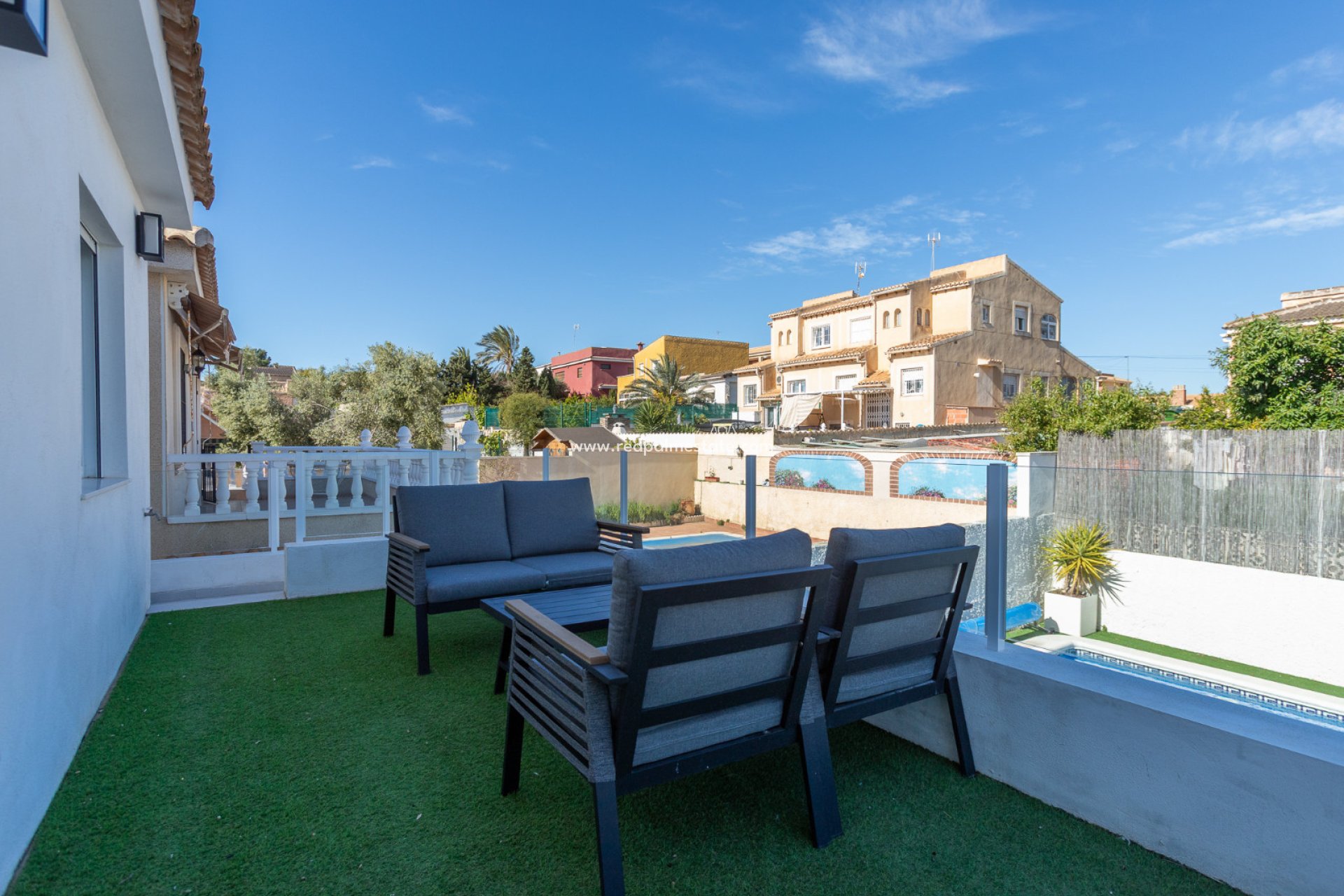 Revente - Villa -
Torrevieja - Los balcones