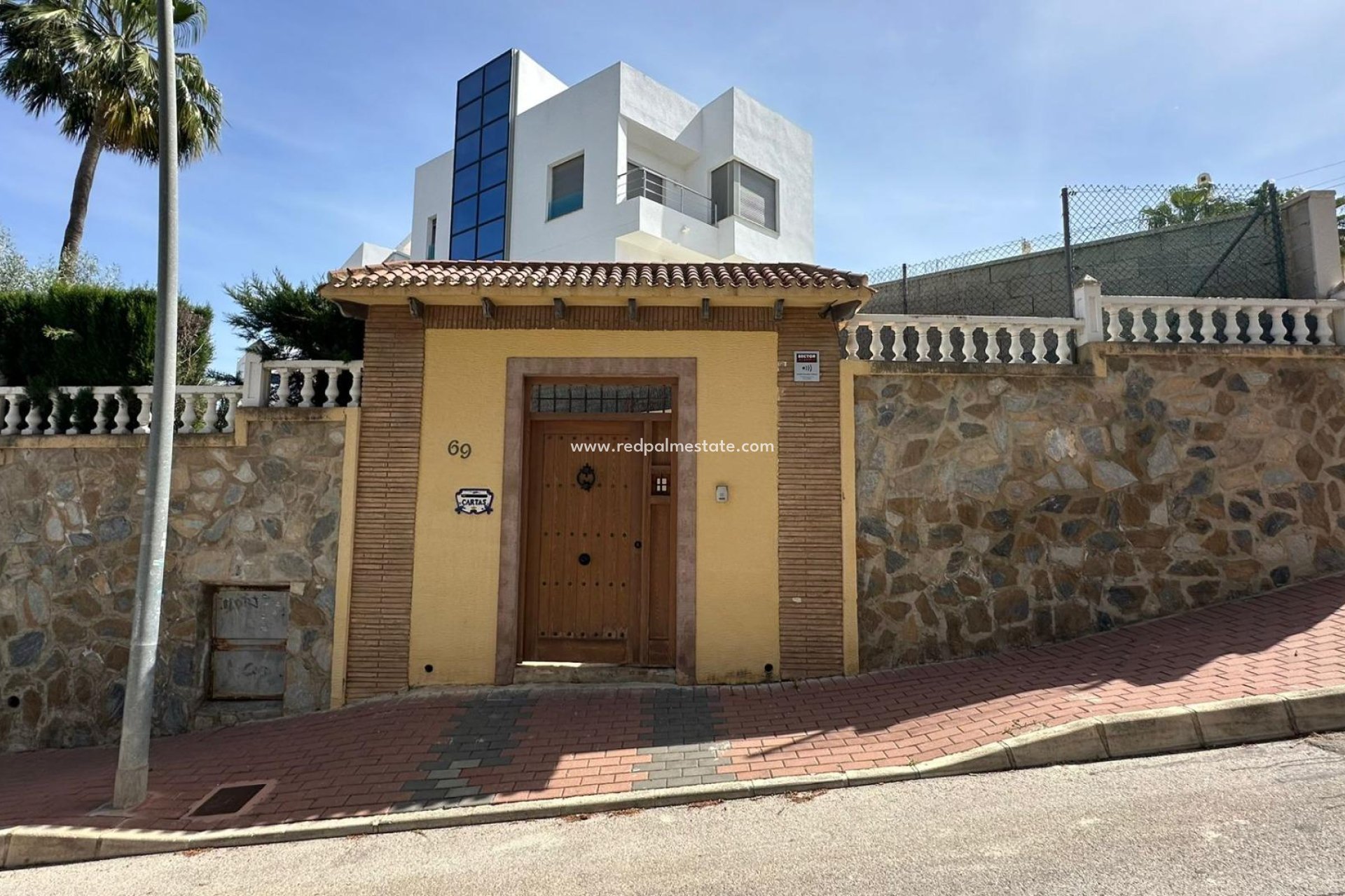 Revente - Villa -
Torrevieja - Los balcones