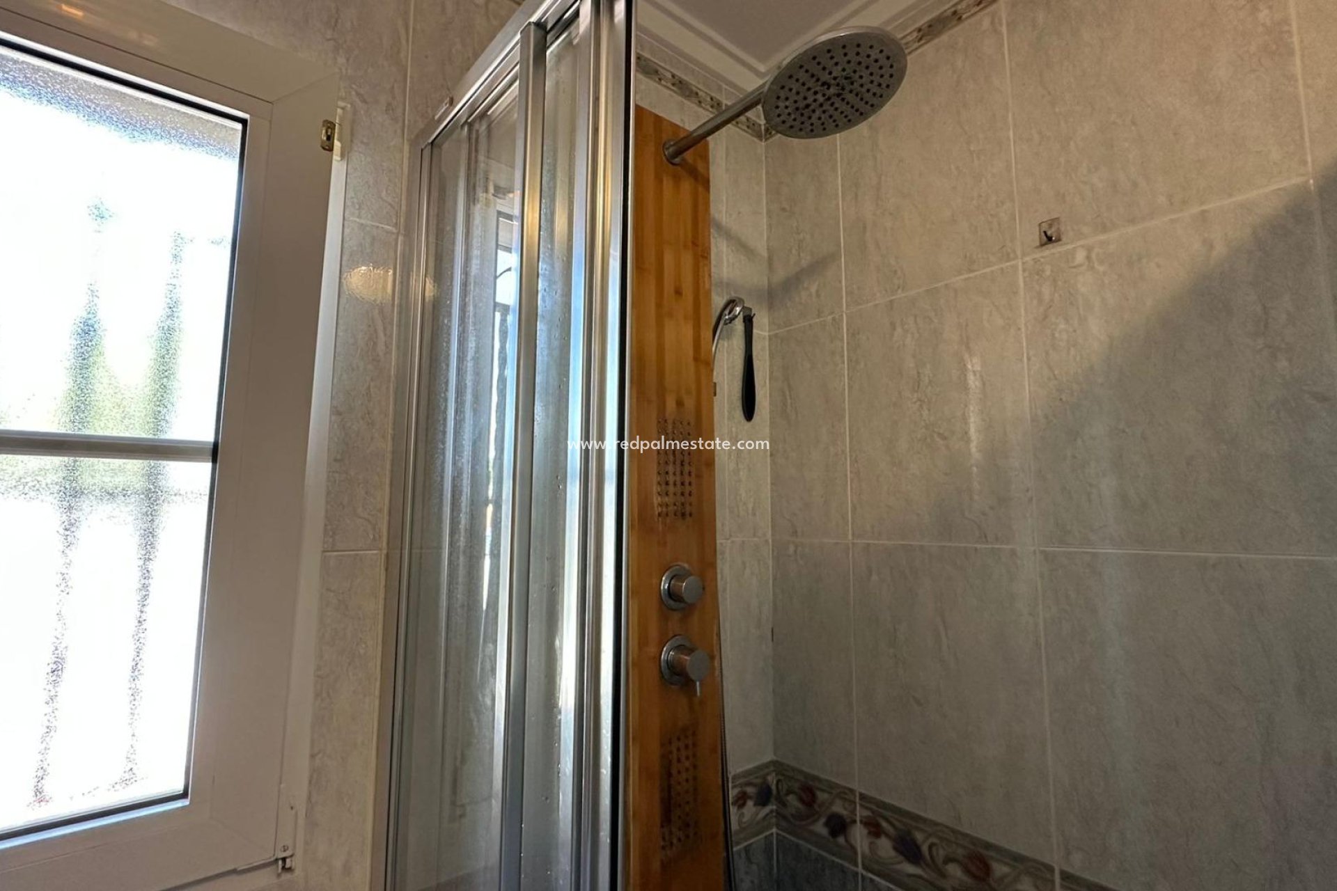 Revente - Villa -
Torrevieja - Los balcones