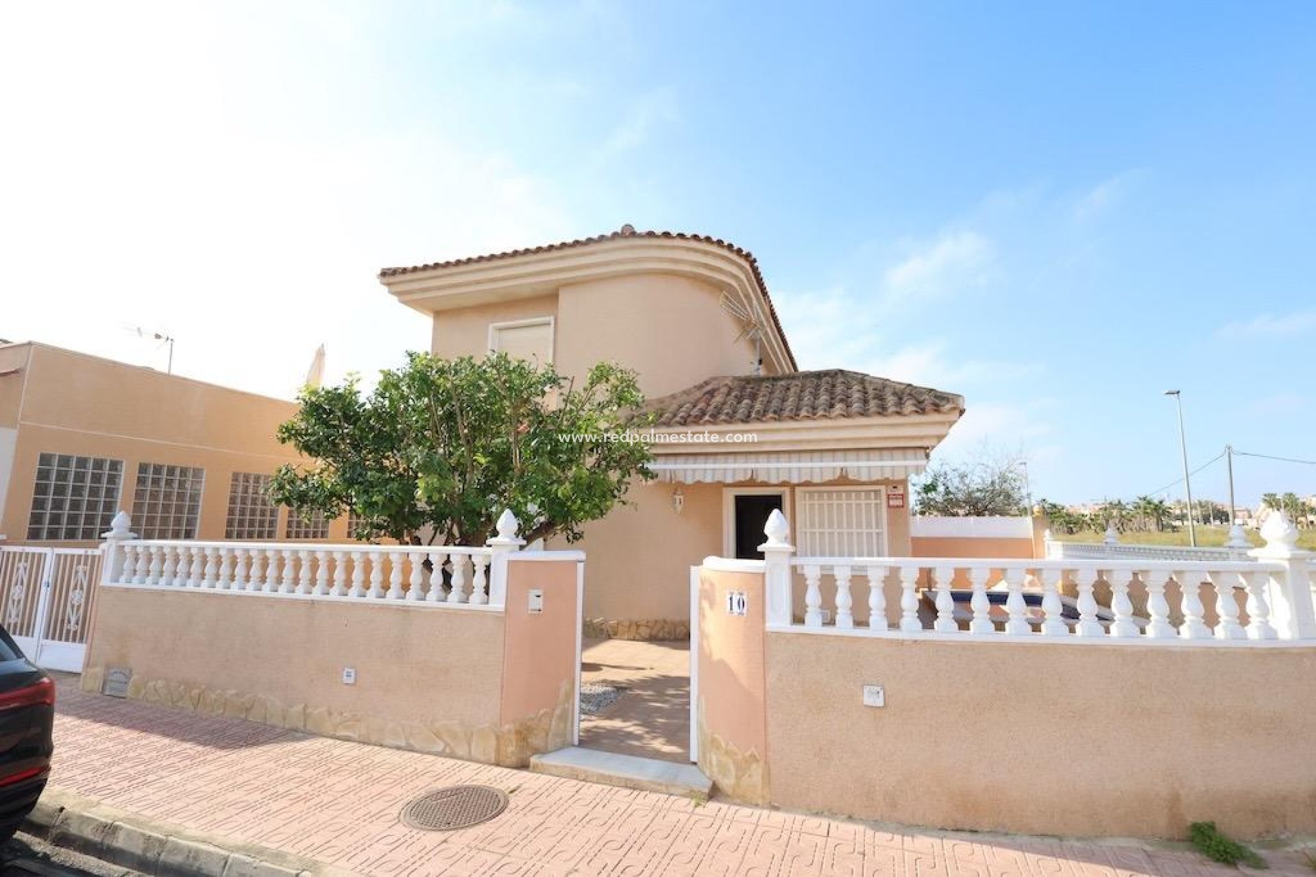 Revente - Villa -
Torrevieja - Los balcones