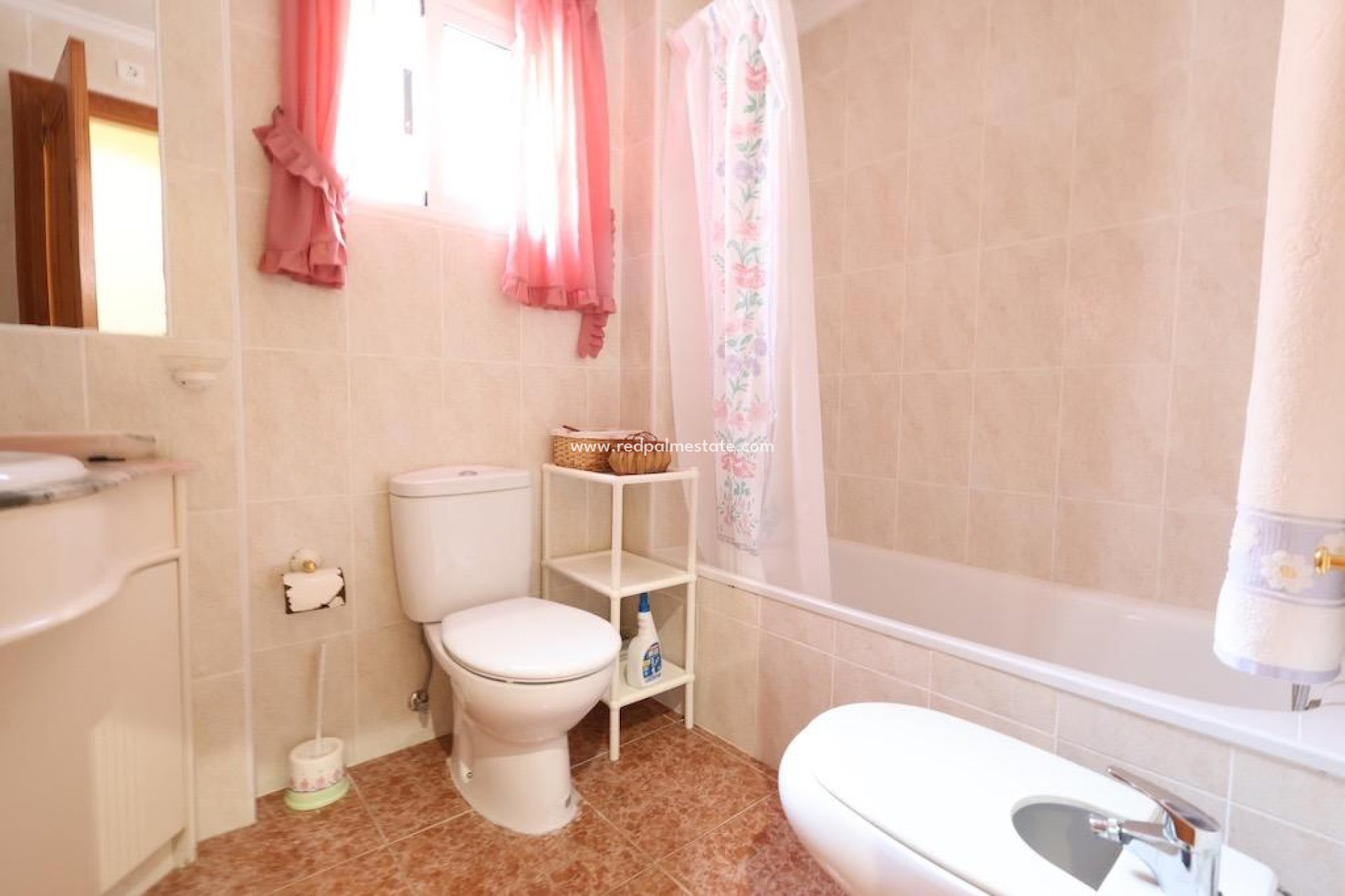 Revente - Villa -
Torrevieja - Los balcones