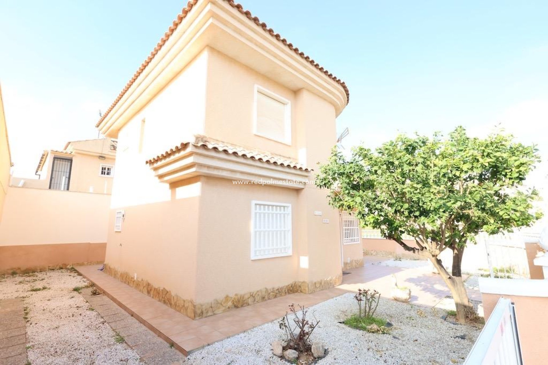 Revente - Villa -
Torrevieja - Los balcones