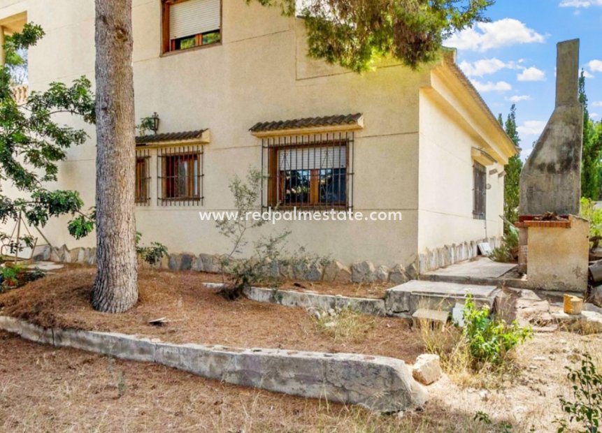 Revente - Villa -
Torrevieja - Los balcones