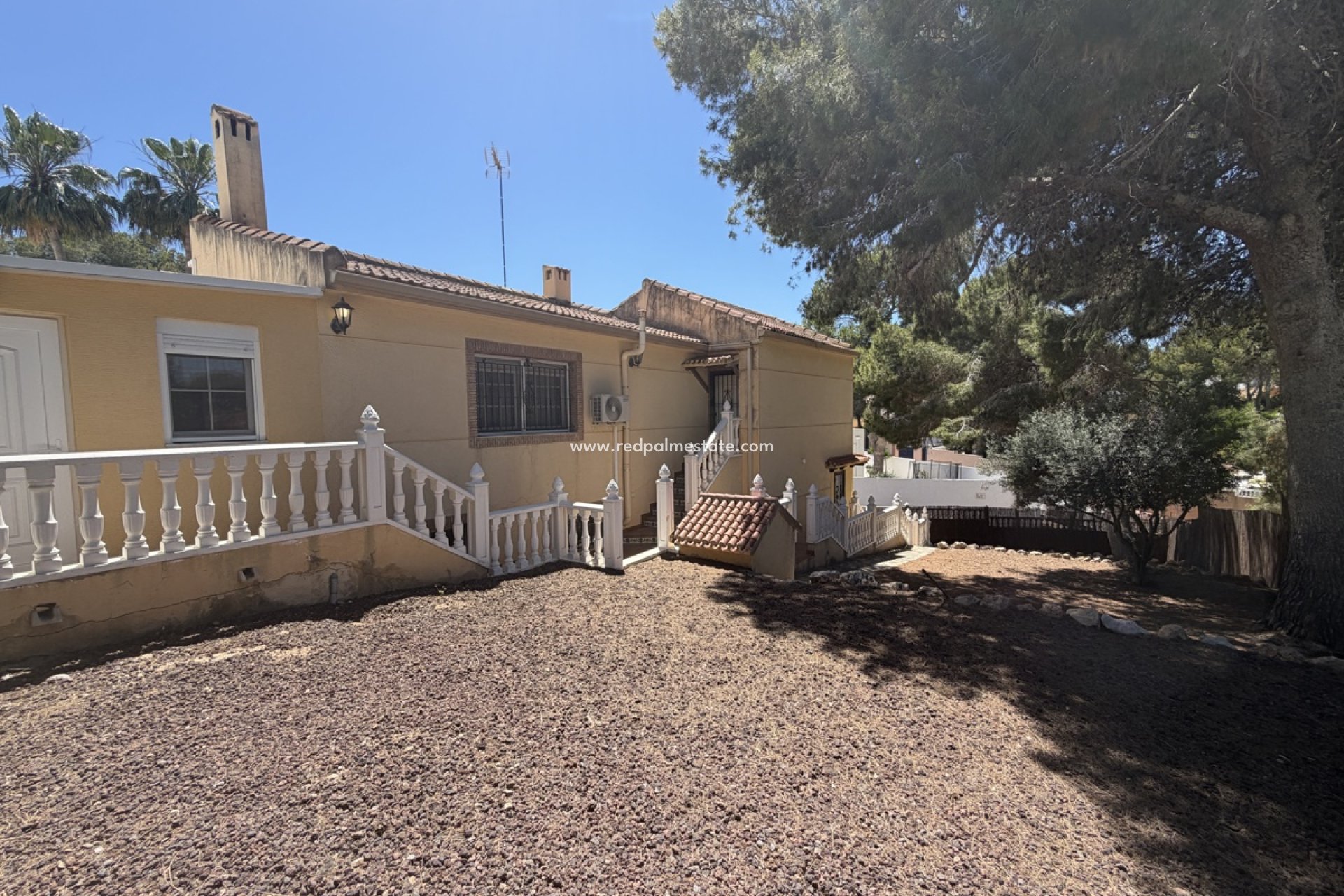 Revente - Villa -
Torrevieja - Los balcones