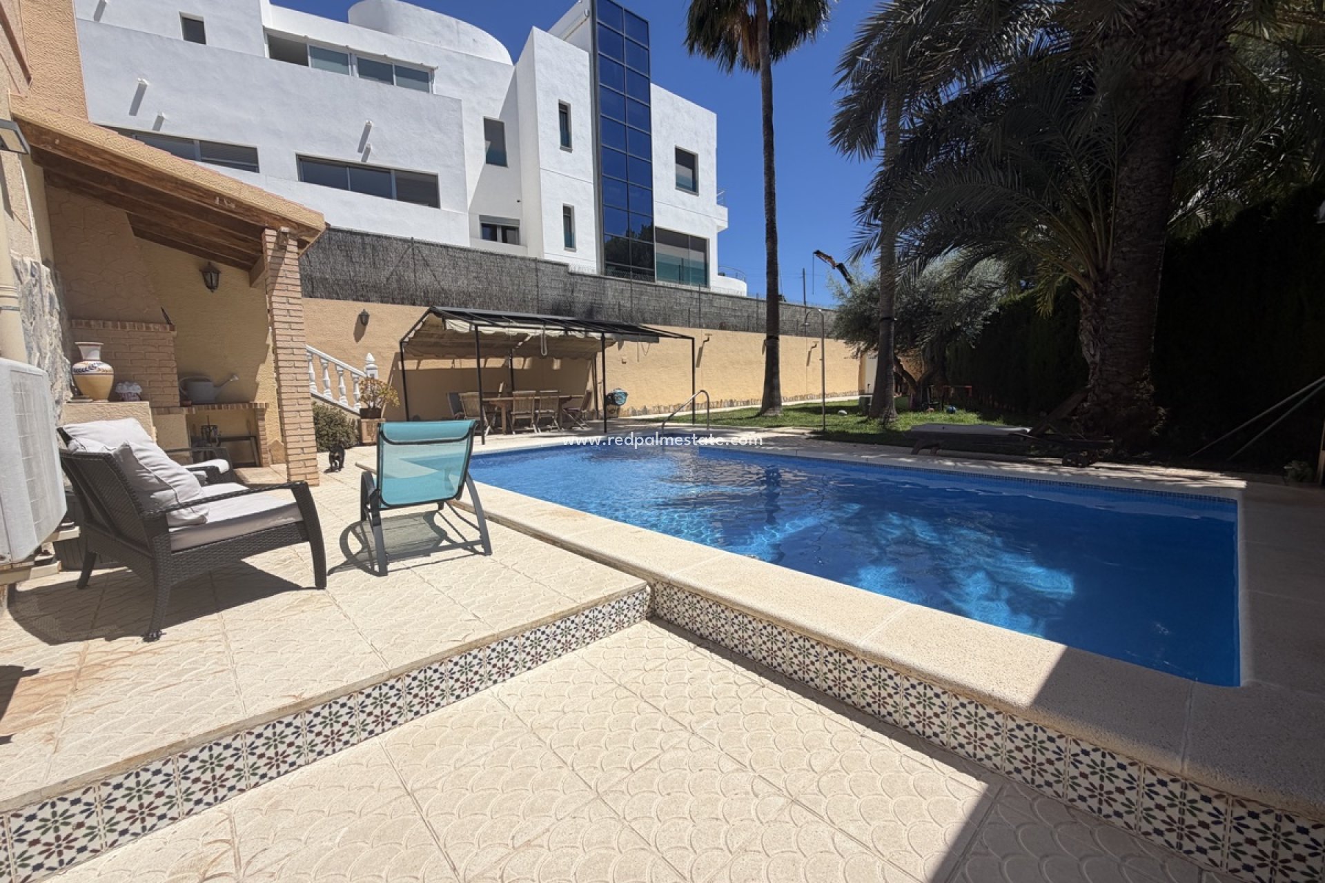Revente - Villa -
Torrevieja - Los balcones