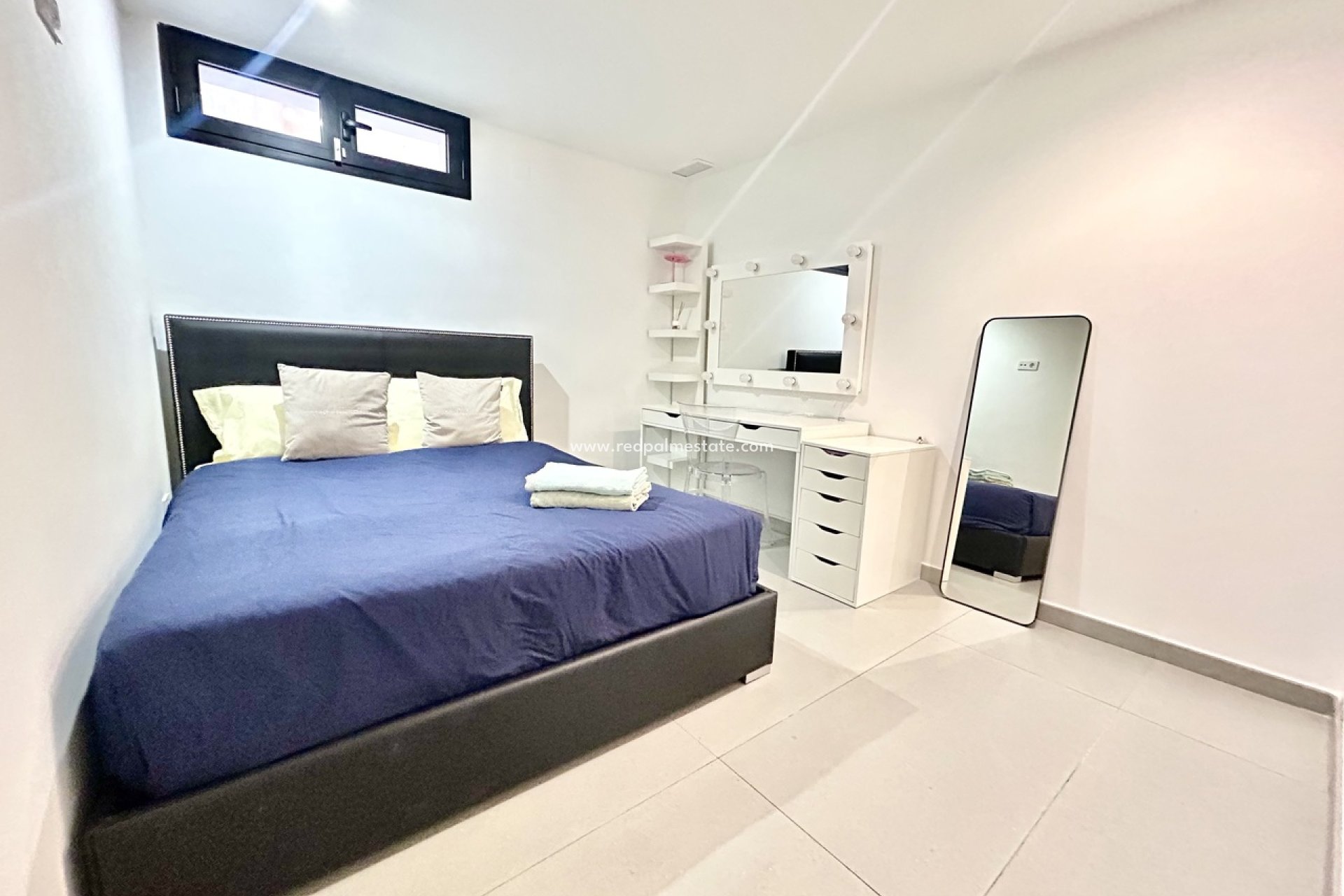 Revente - Villa -
Torrevieja - Los balcones