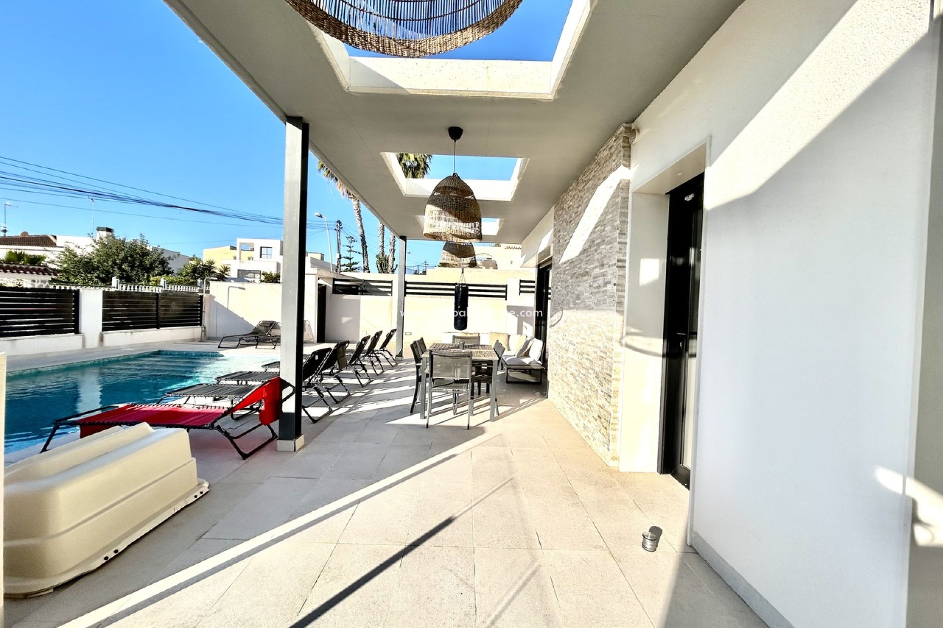 Revente - Villa -
Torrevieja - Los balcones