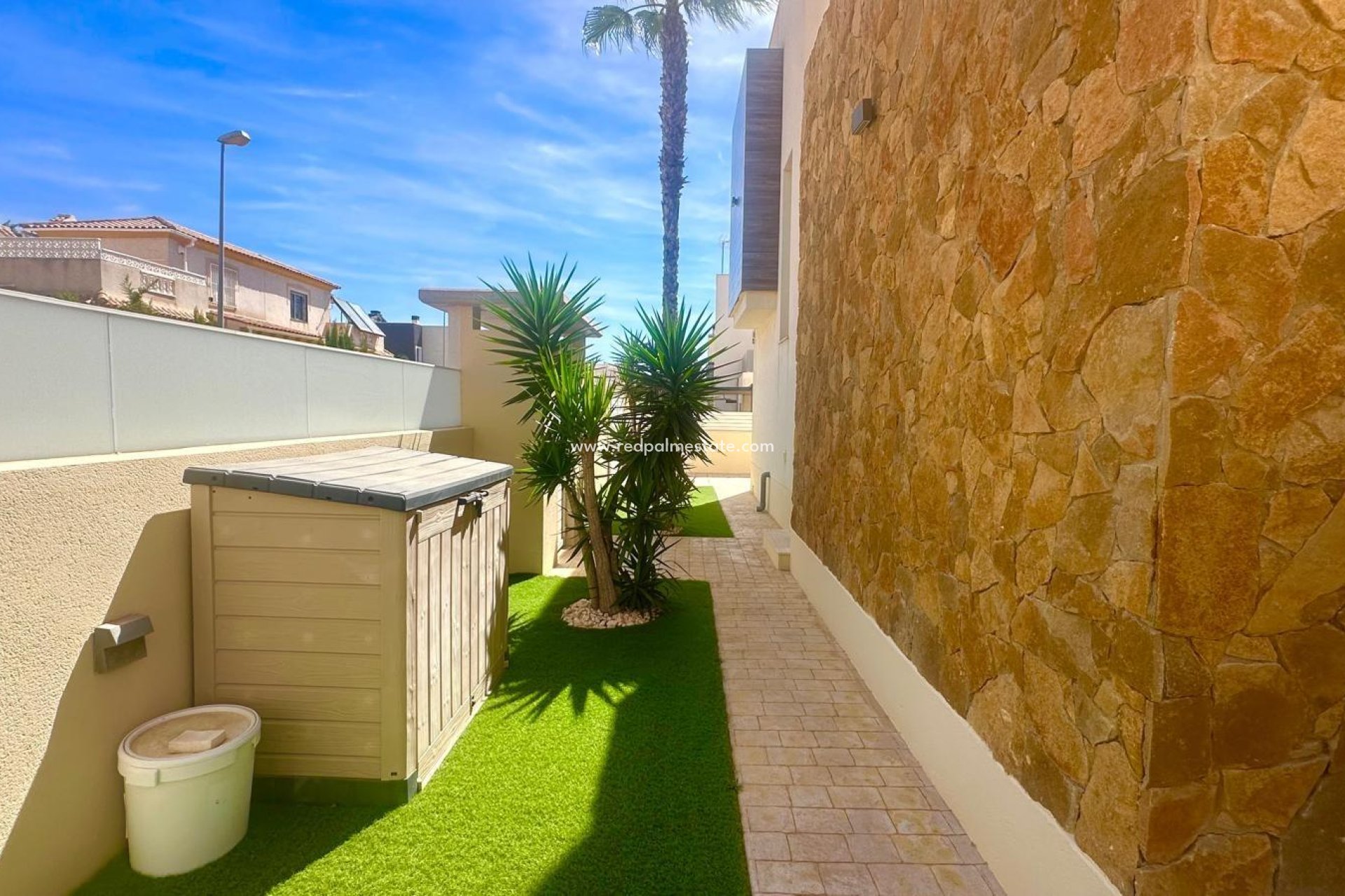 Revente - Villa -
Torrevieja - Miramar - Torre Del Moro