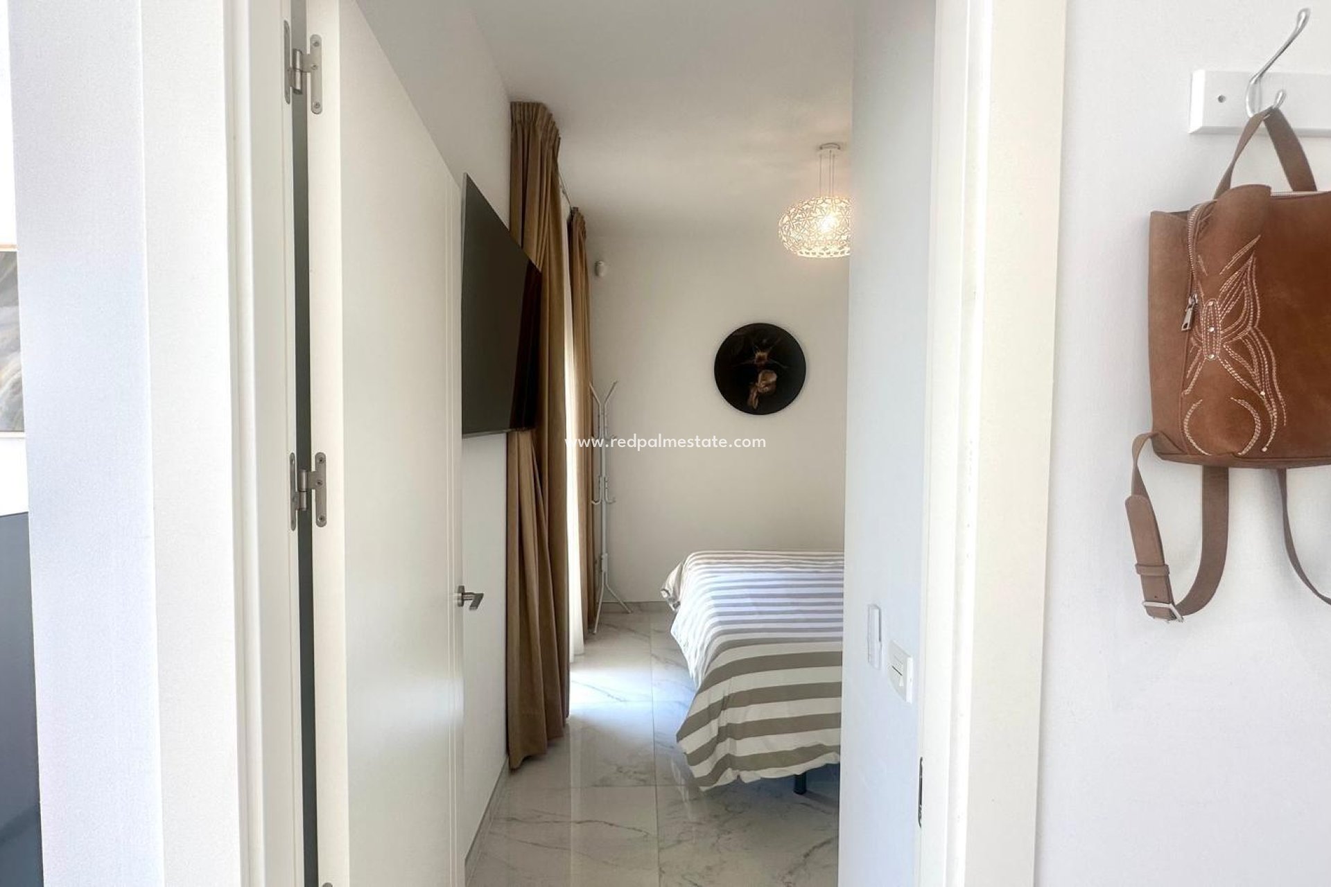 Revente - Villa -
Torrevieja - Miramar - Torre Del Moro