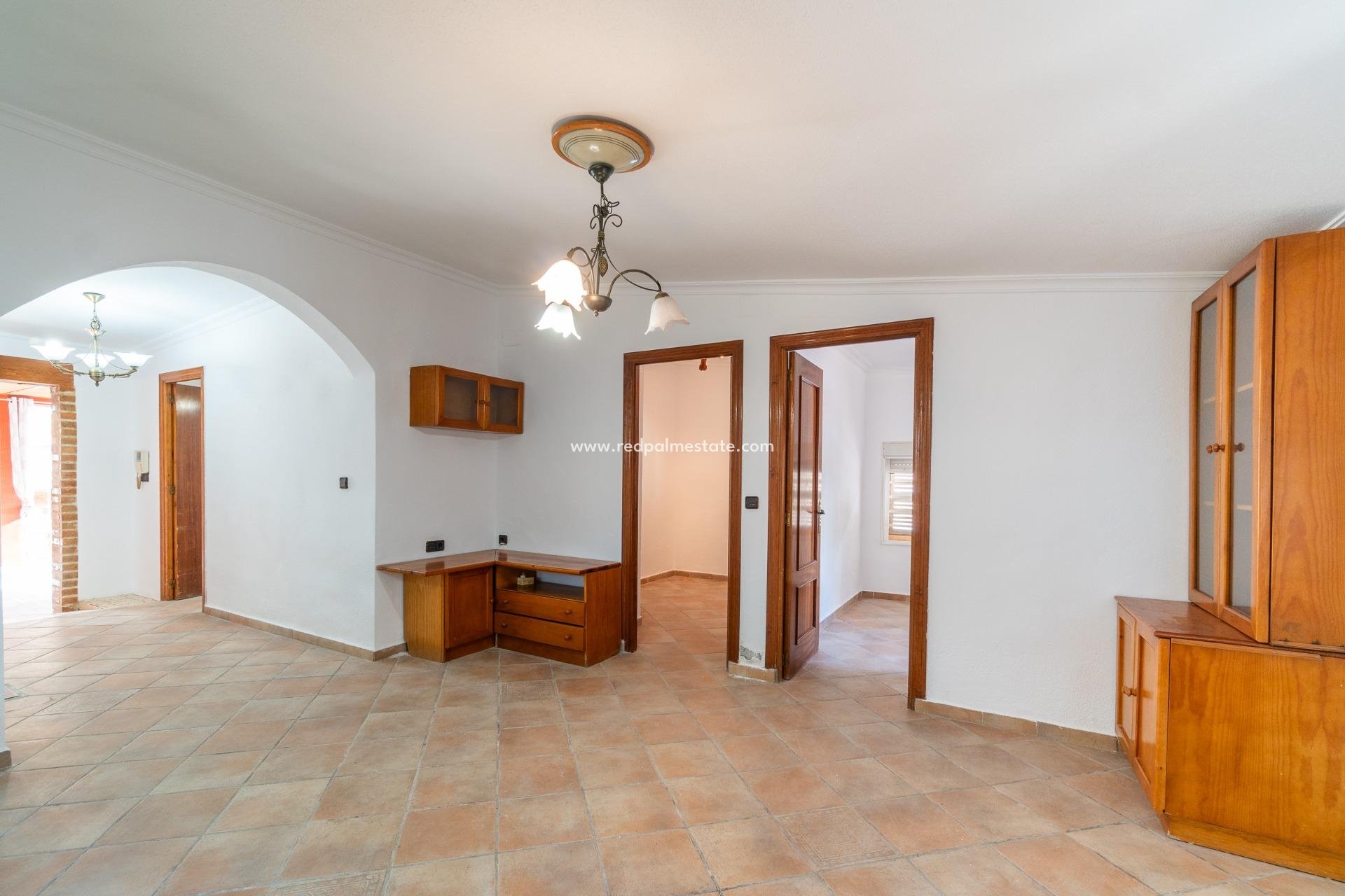 Revente - Villa -
Torrevieja - Orihuela costa