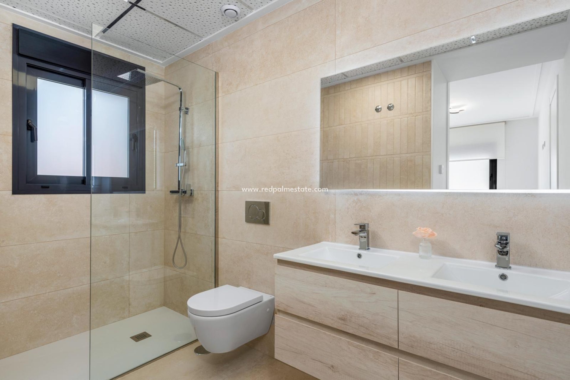 Revente - Villa -
Torrevieja - Punta prima