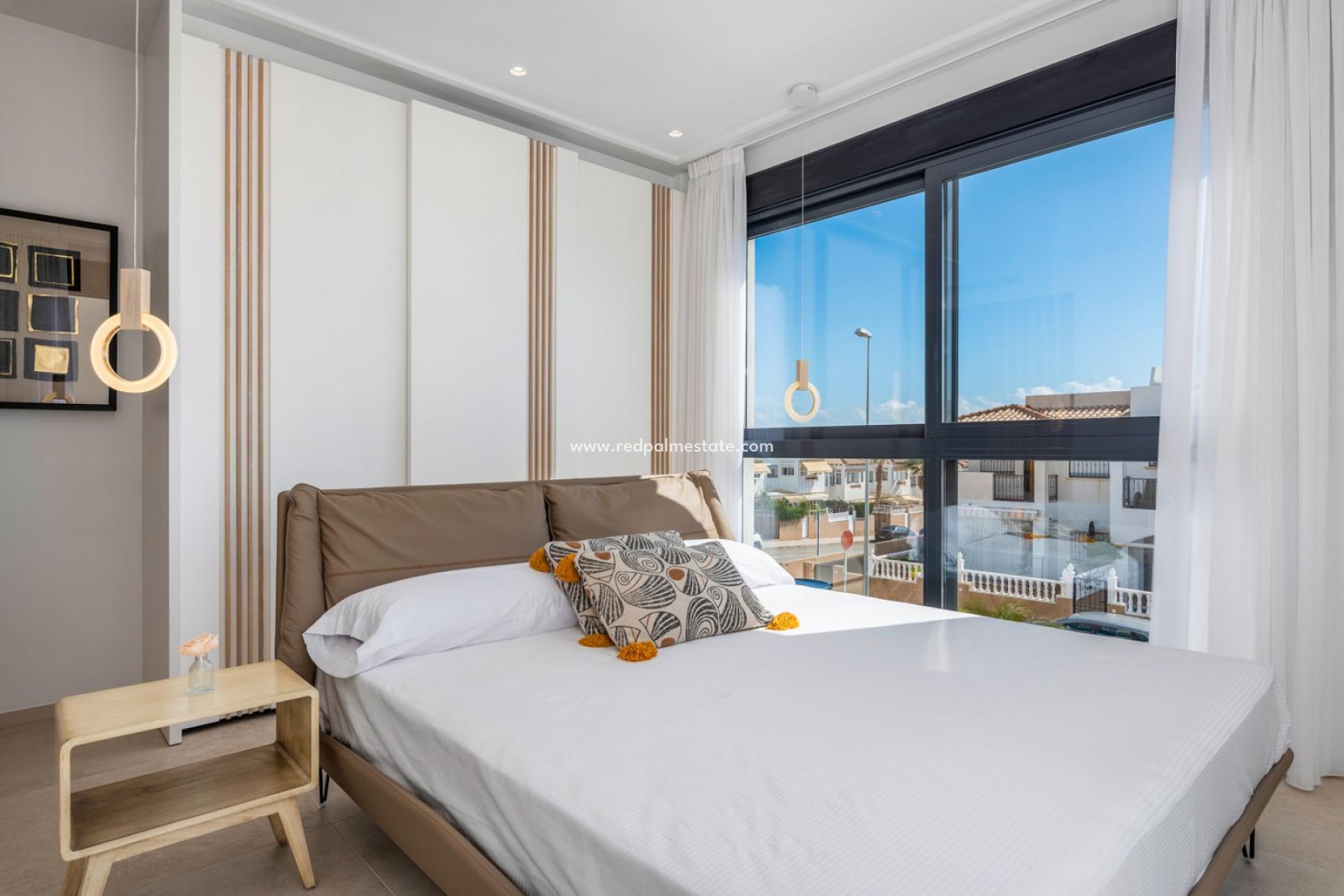 Revente - Villa -
Torrevieja - Punta prima