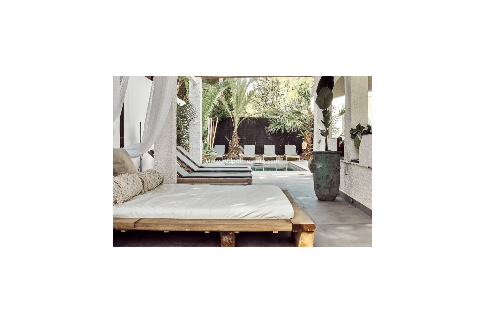 Revente - Villa -
Torrevieja - Punta prima