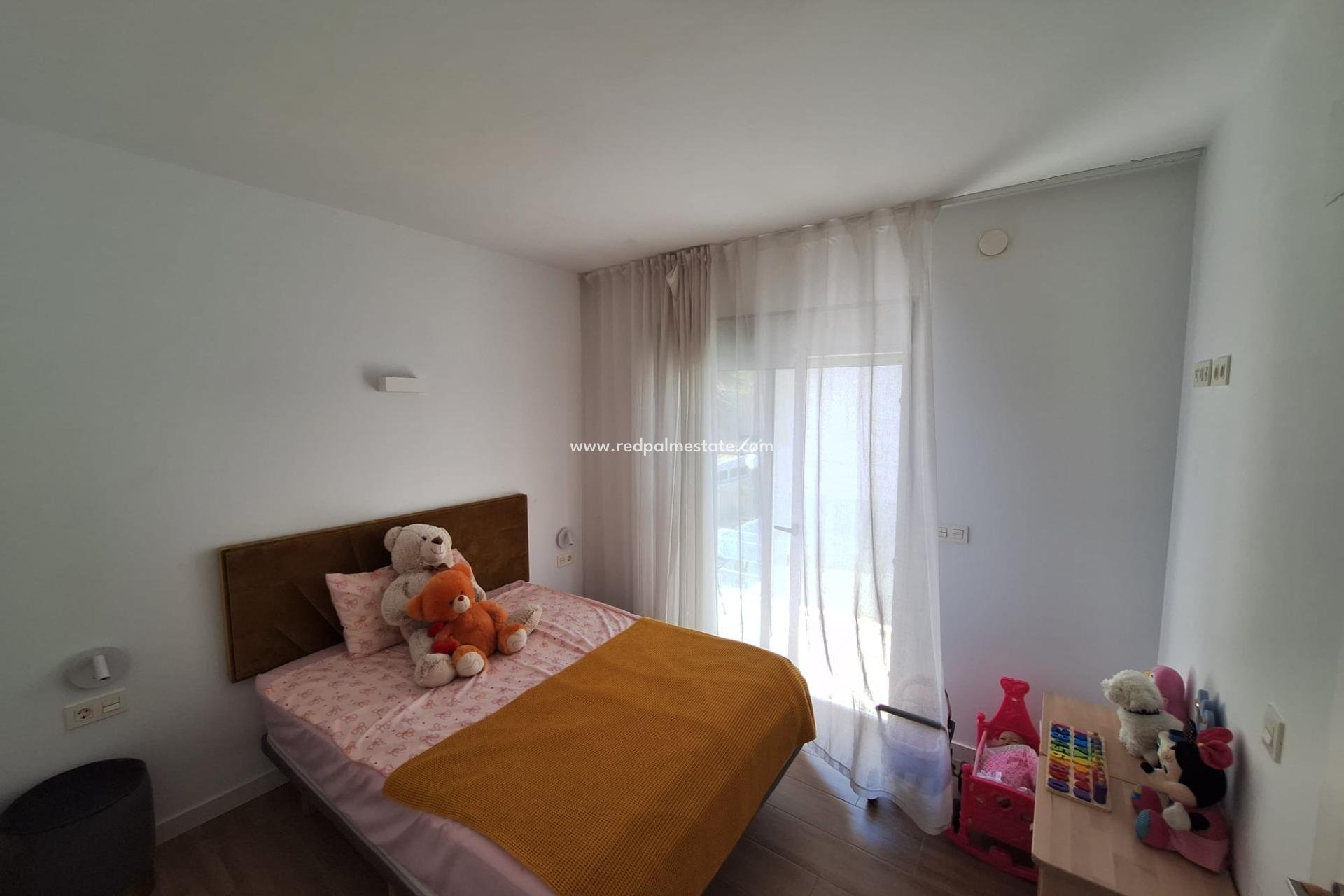Revente - Villa -
Torrevieja - Rosaleda-los frutales