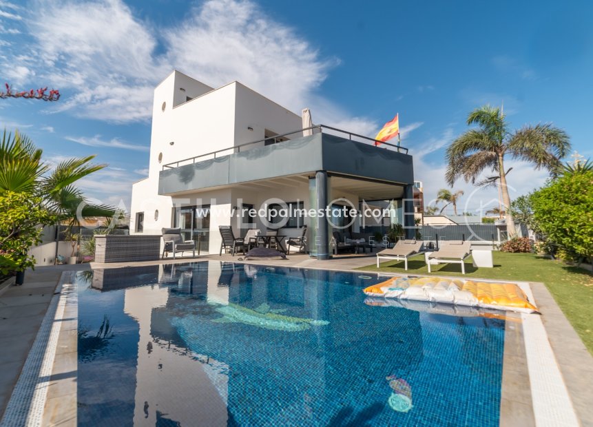 Revente - Villa -
Torrevieja - Rosaleda-los frutales