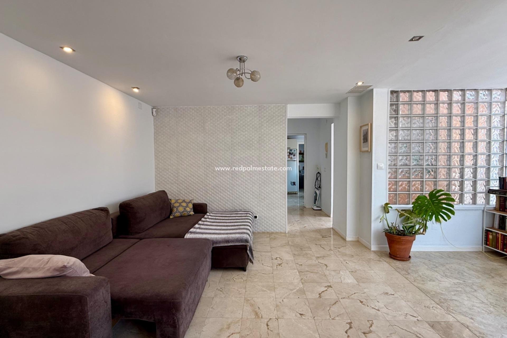 Revente - Villa -
Torrevieja - Rosaleda-los frutales