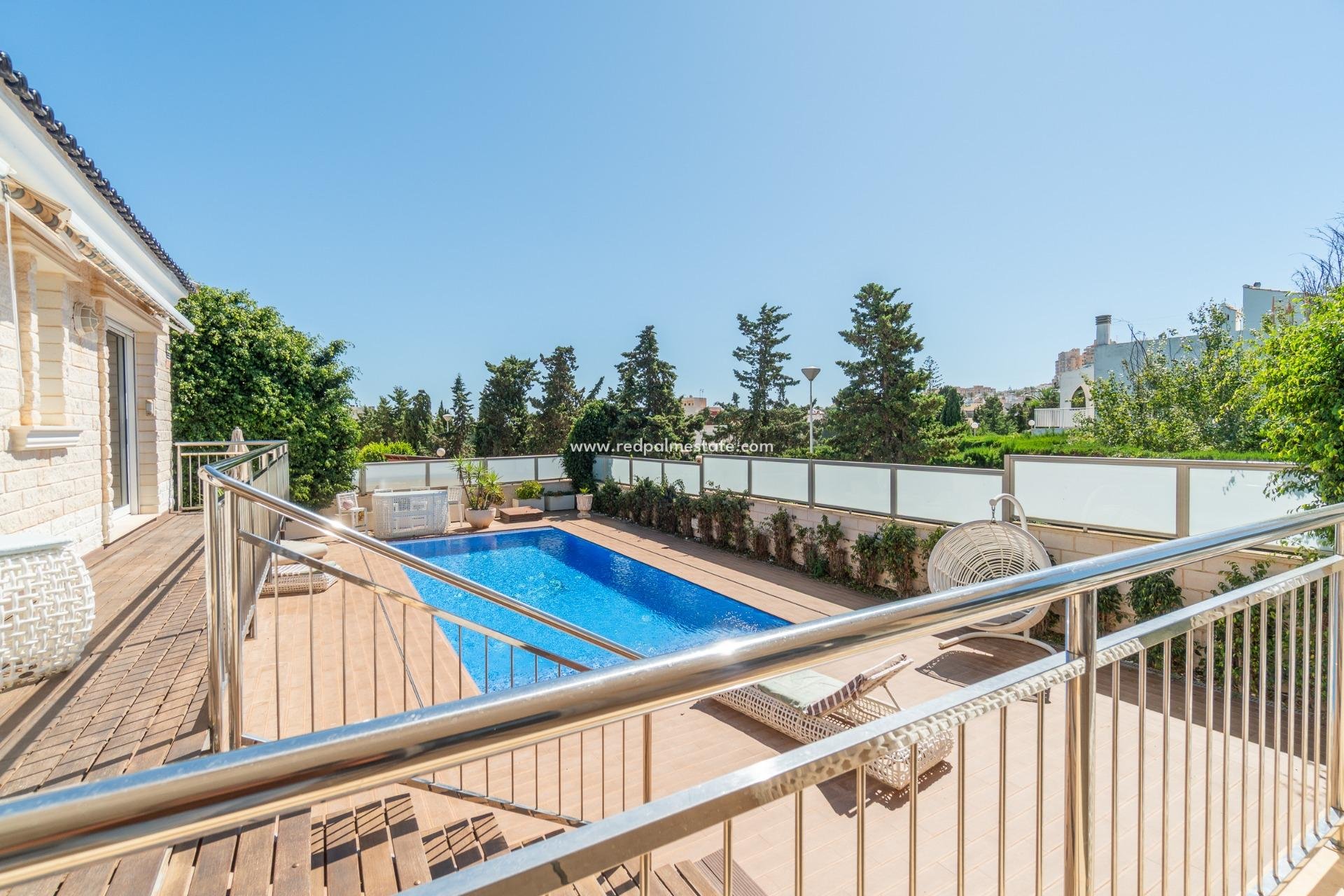 Revente - Villa -
Torrevieja - Torre la mata