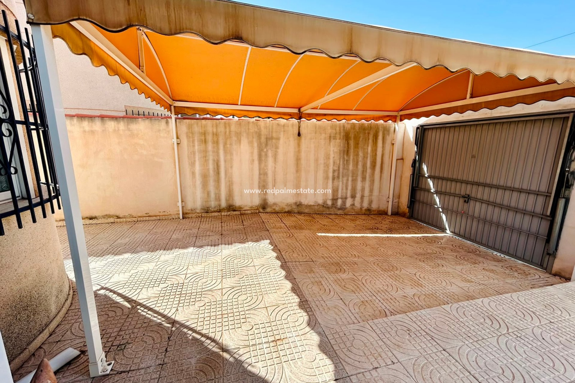 Revente - Villa -
Torrevieja - Urbanización San Luis