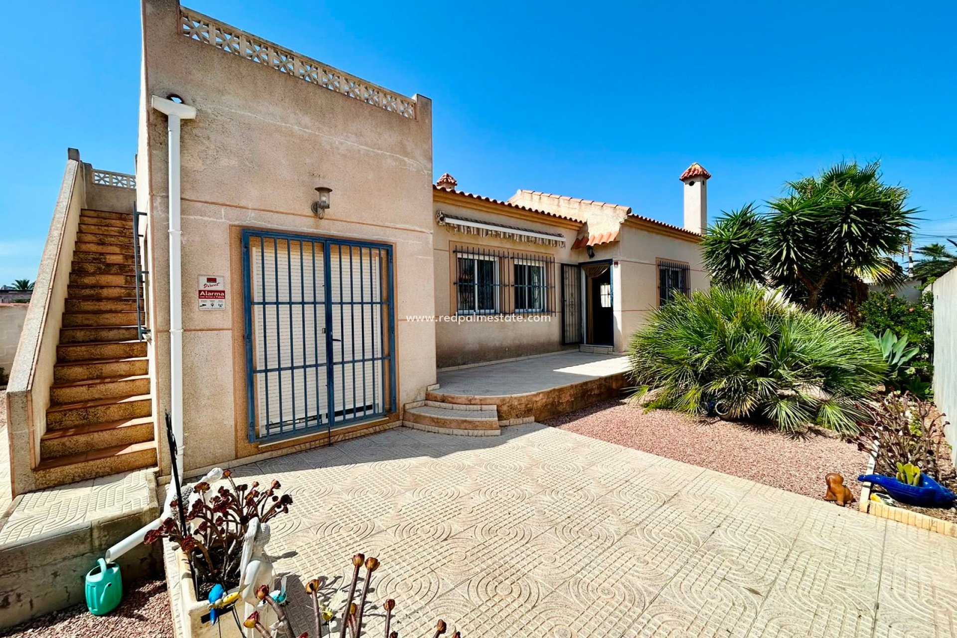 Revente - Villa -
Torrevieja - Urbanización San Luis
