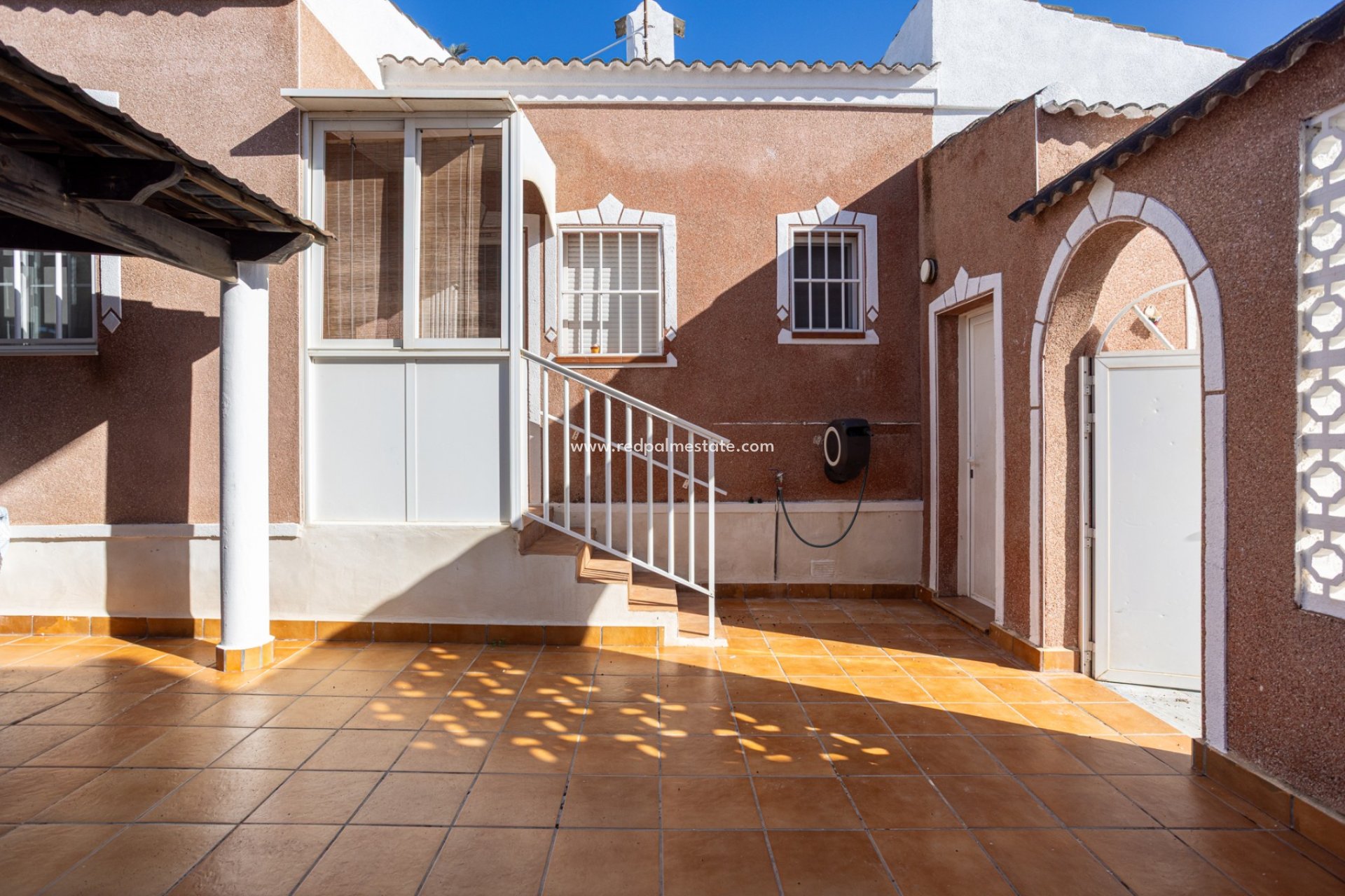 Revente - Villa -
Torrevieja - Urbanización San Luis