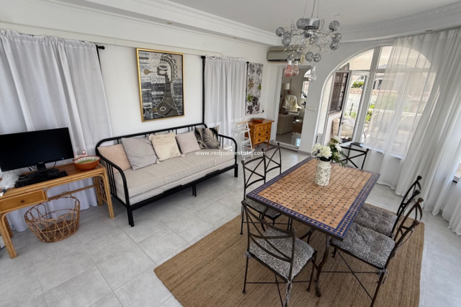 Revente - Villa -
Torrevieja