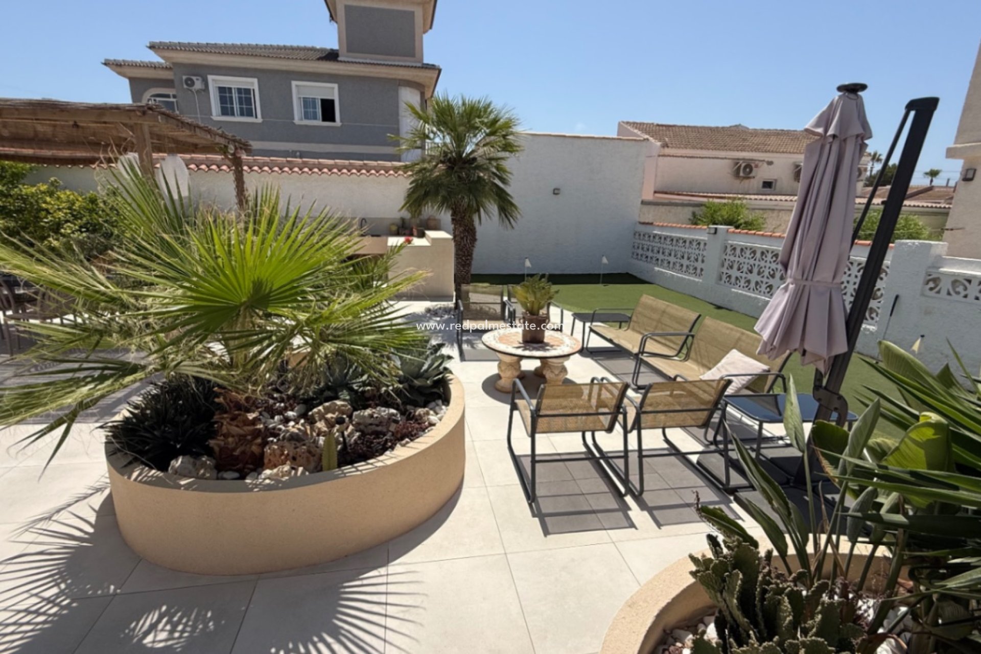 Revente - Villa -
Torrevieja