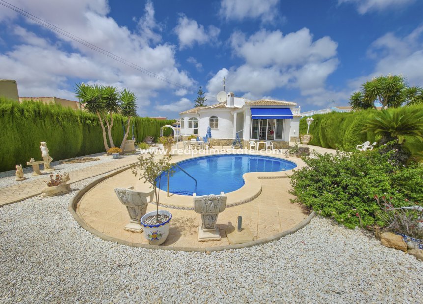 Revente - Villa -
Torrevieja
