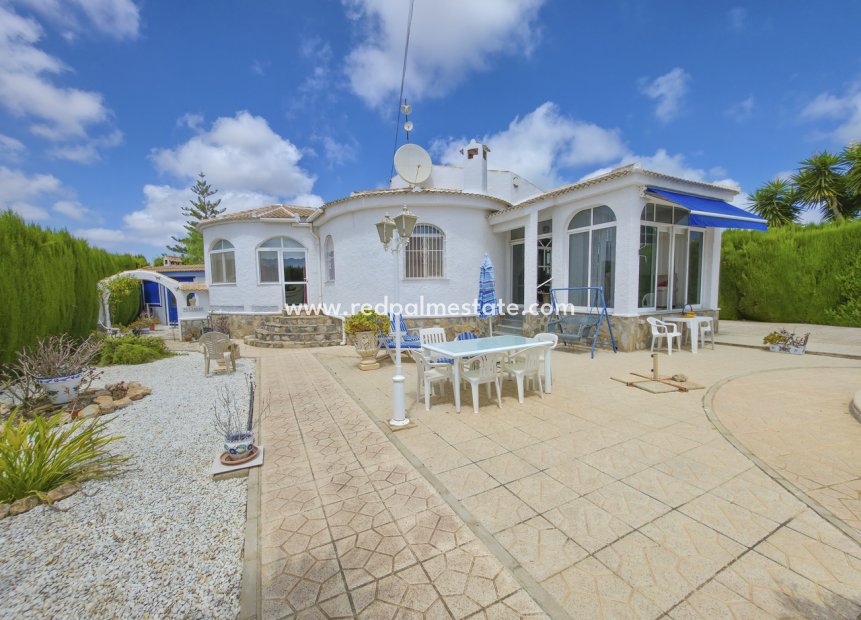 Revente - Villa -
Torrevieja