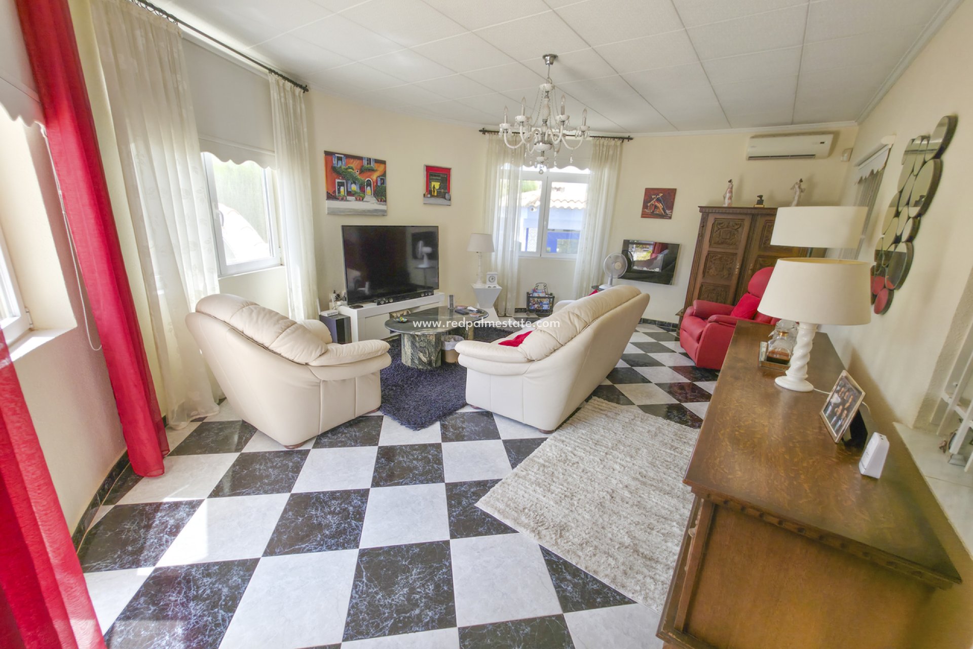 Revente - Villa -
Torrevieja