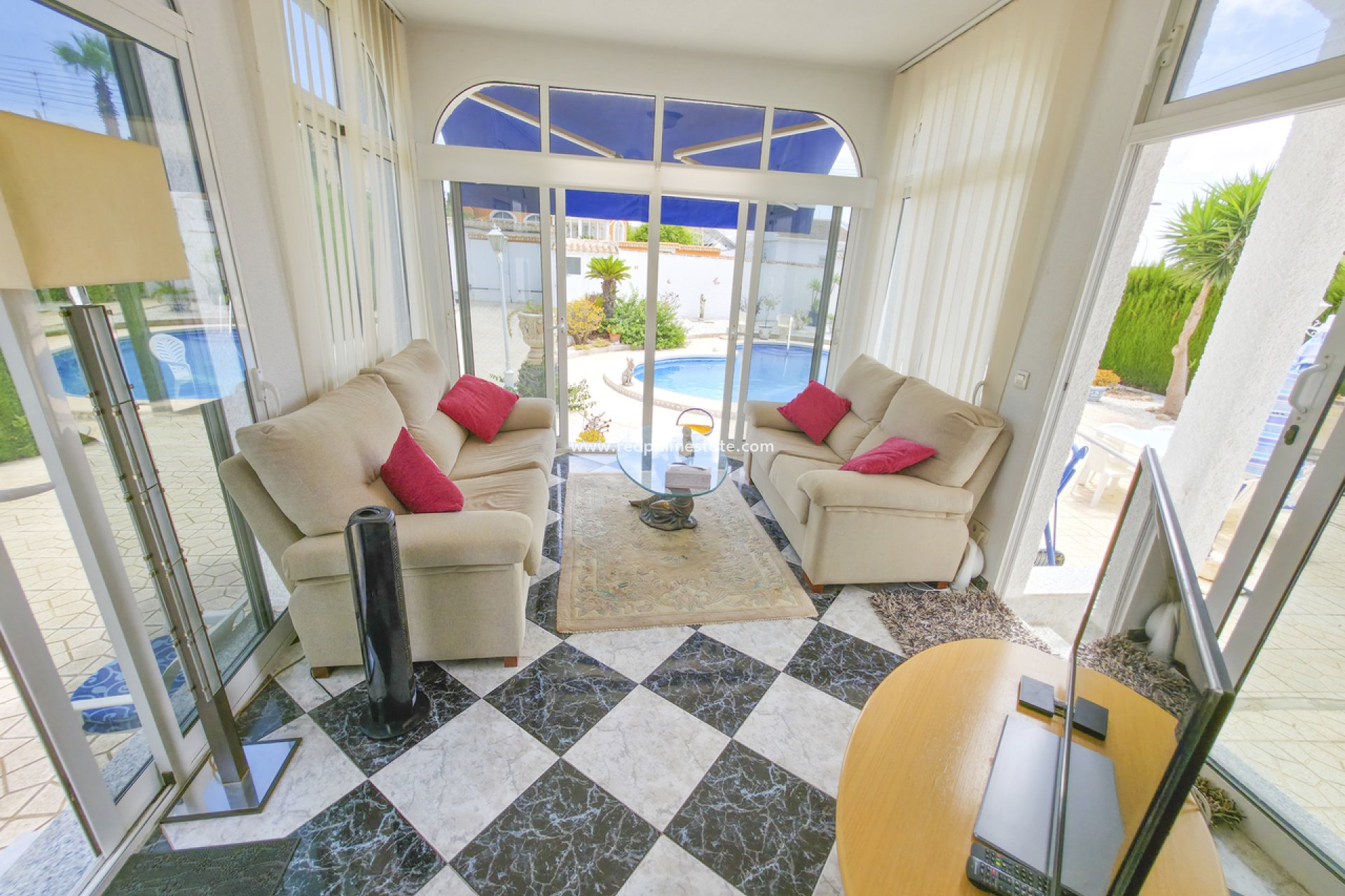 Revente - Villa -
Torrevieja