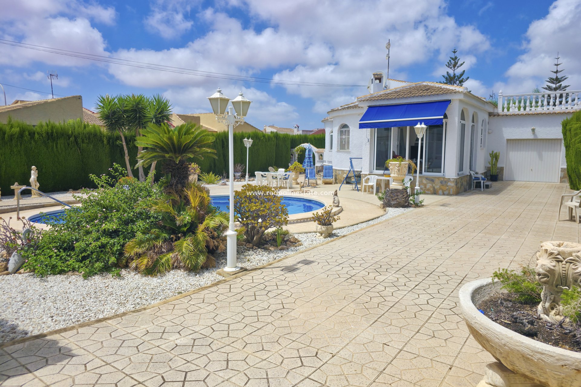 Revente - Villa -
Torrevieja