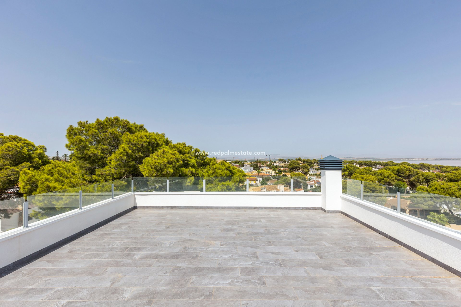 Revente - Villa -
Torrevieja