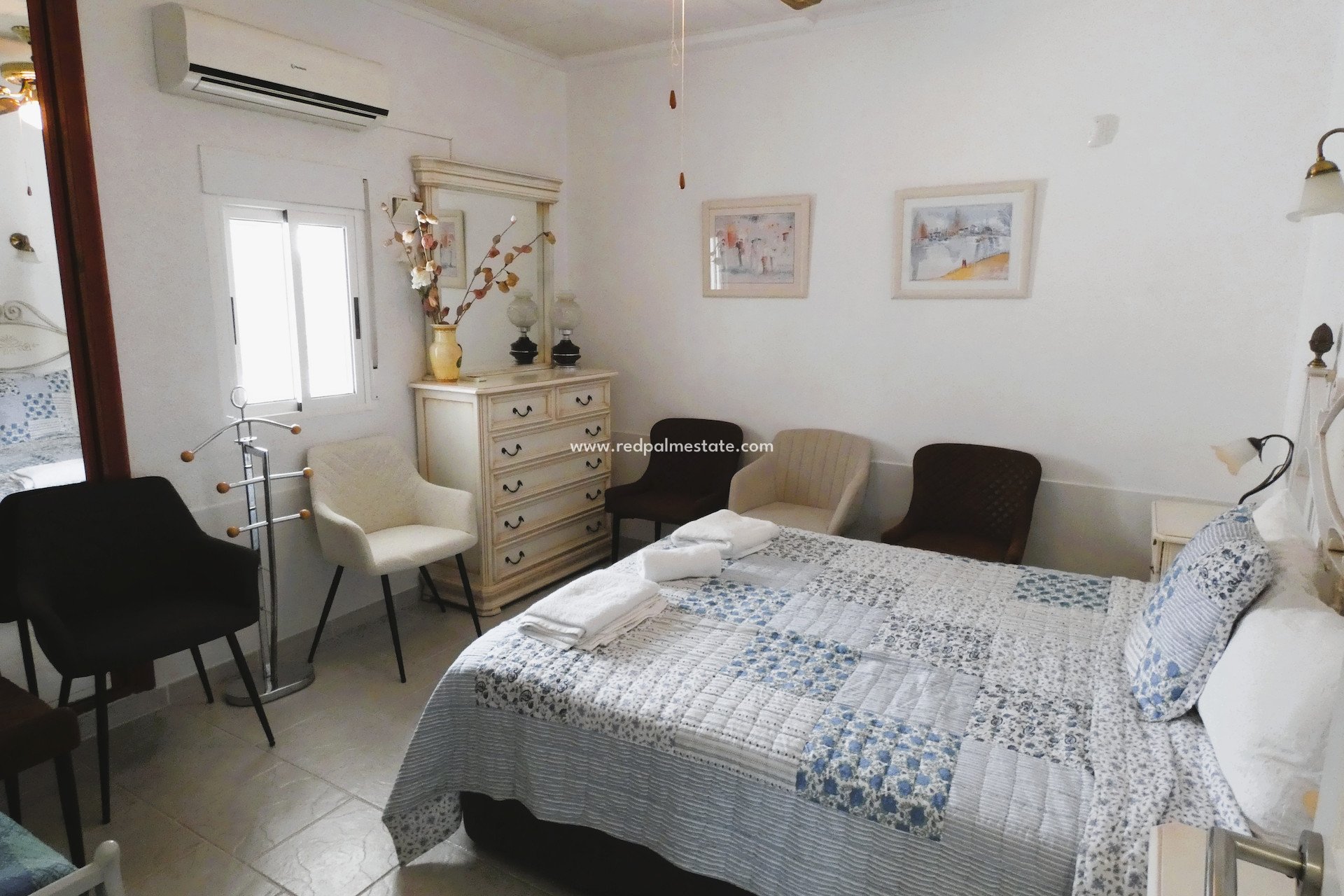 Revente - Villa -
Torrevieja